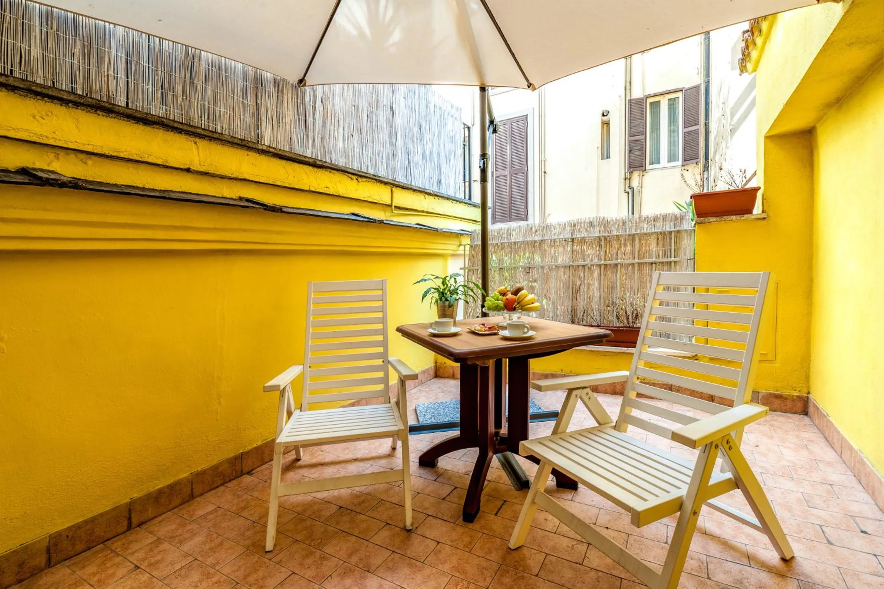Balcony/Terrace in SmooRoomS Roma Ostiense