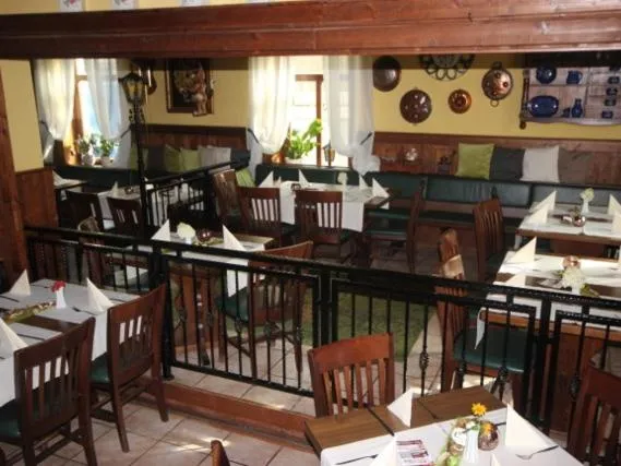Dining area in Pension Schmiedeschänke