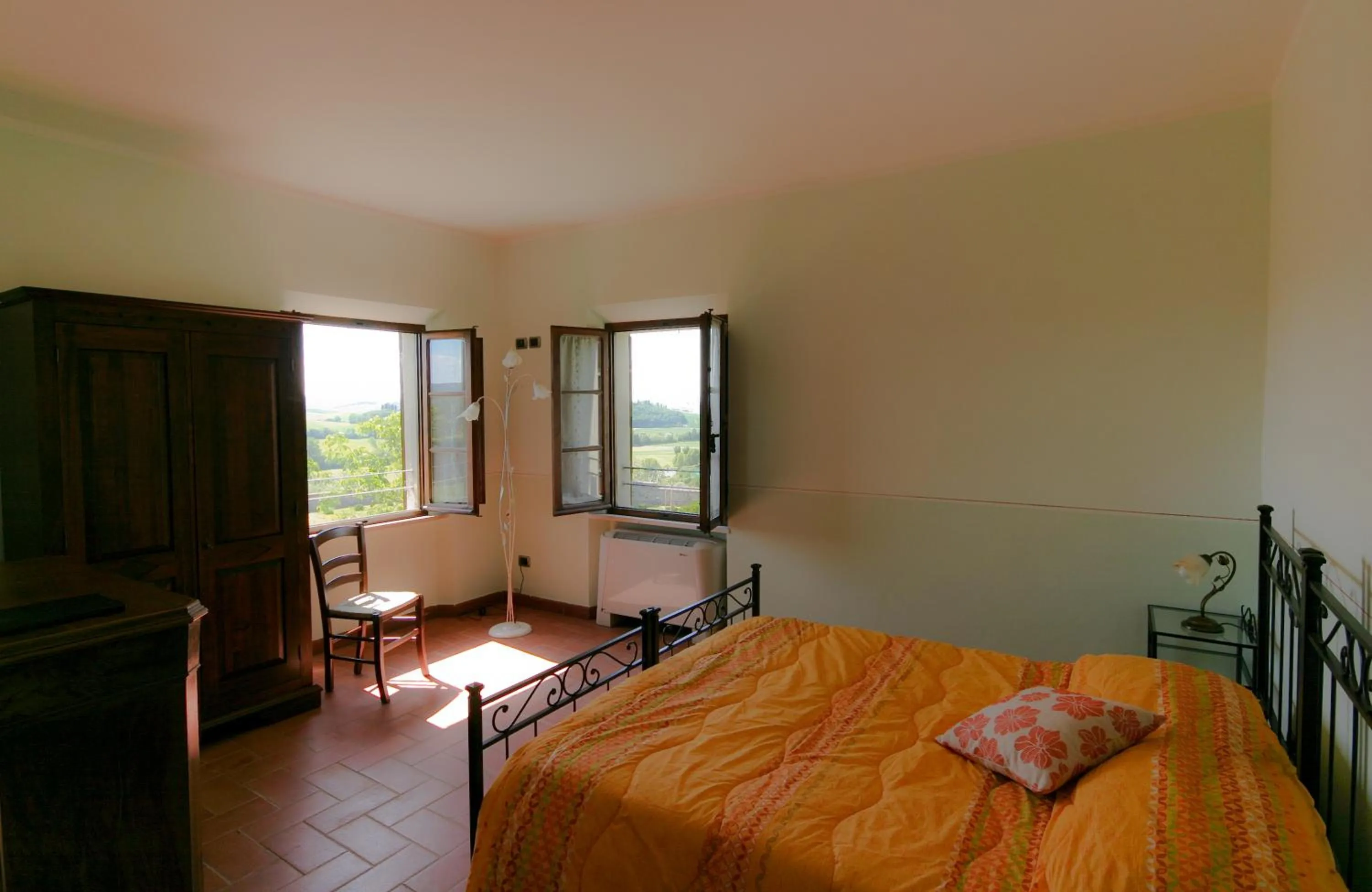 Photo of the whole room in Villa Brignole