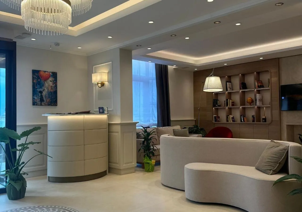 Communal lounge/ TV room in Hotel Europa