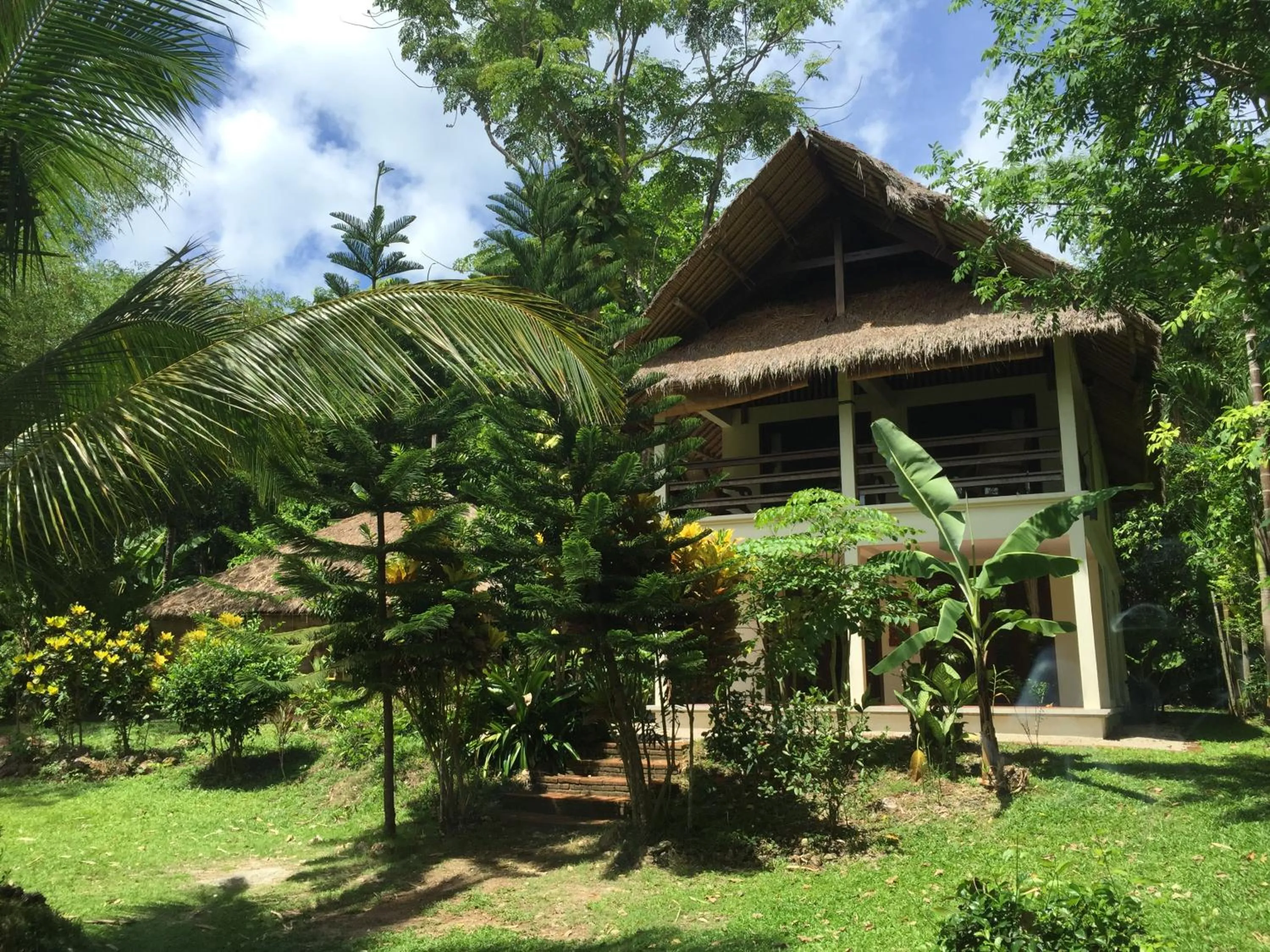 Photo of the whole room in Koyao Bay Pavilions - Beach Resort and Pool Villas