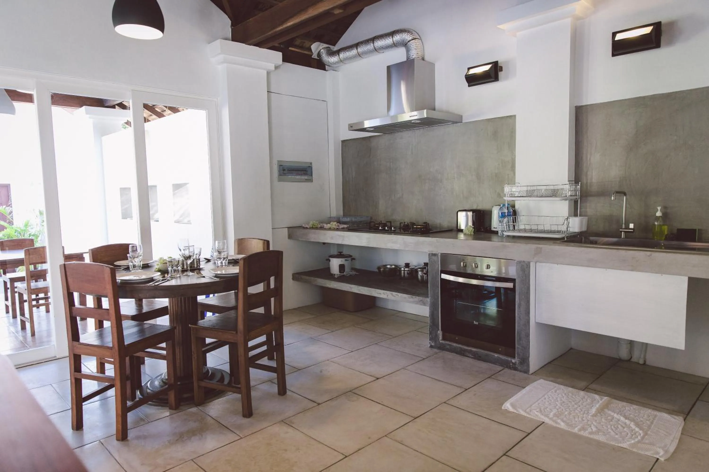 Kitchen or kitchenette in Koyao Bay Pavilions - Beach Resort and Pool Villas