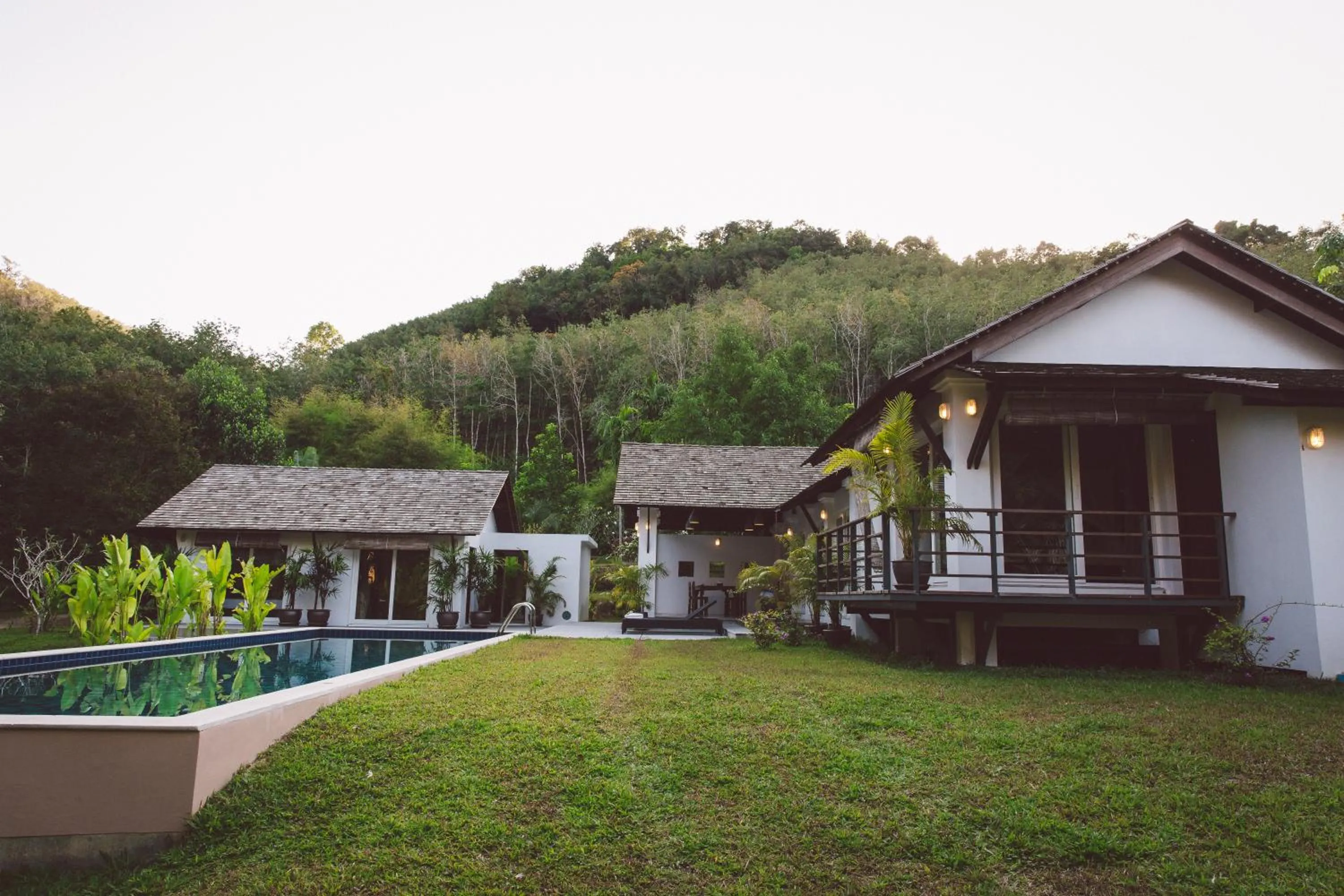 Photo of the whole room in Koyao Bay Pavilions - Beach Resort and Pool Villas