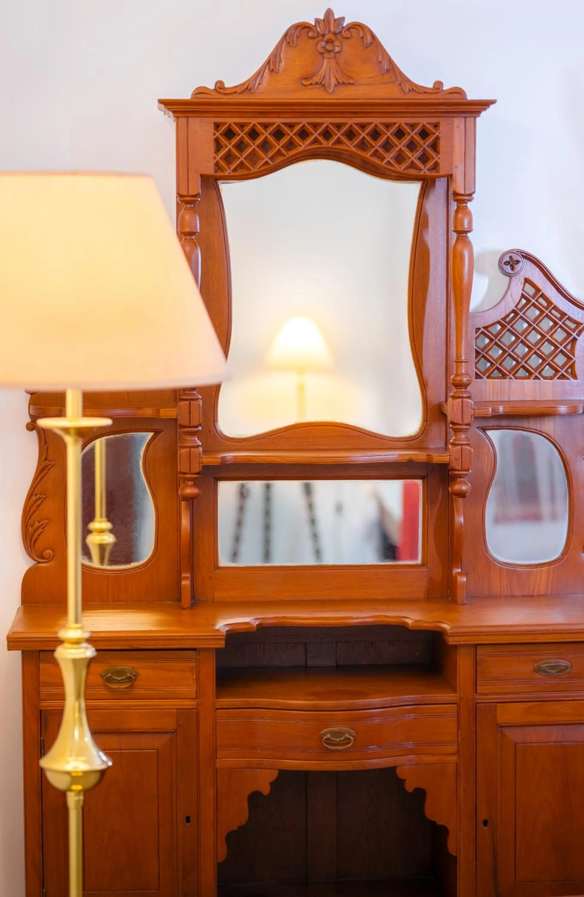 wardrobe in Adigars Manor