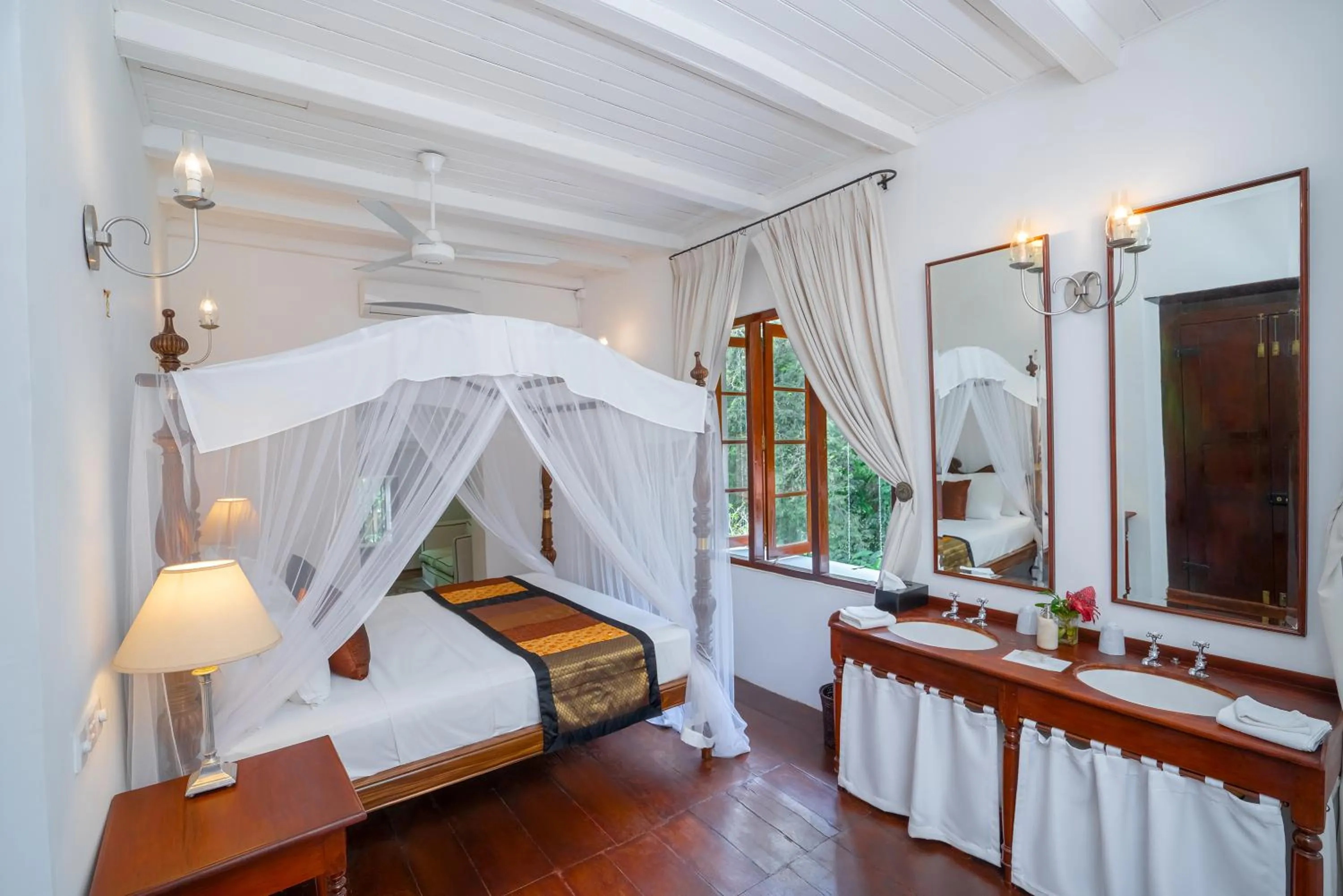 Bed in Adigars Manor