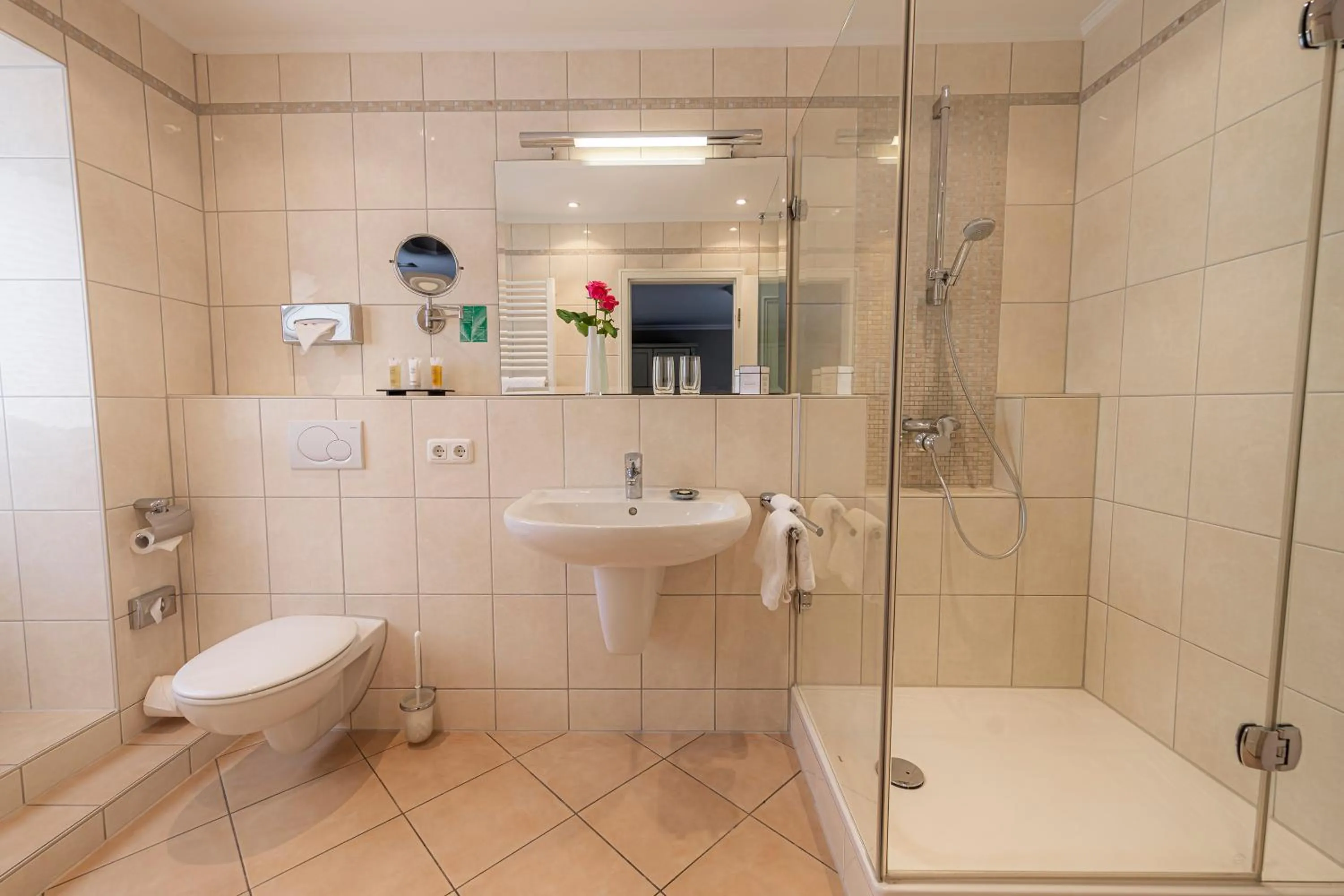 Bathroom in Strandhotel Fontana