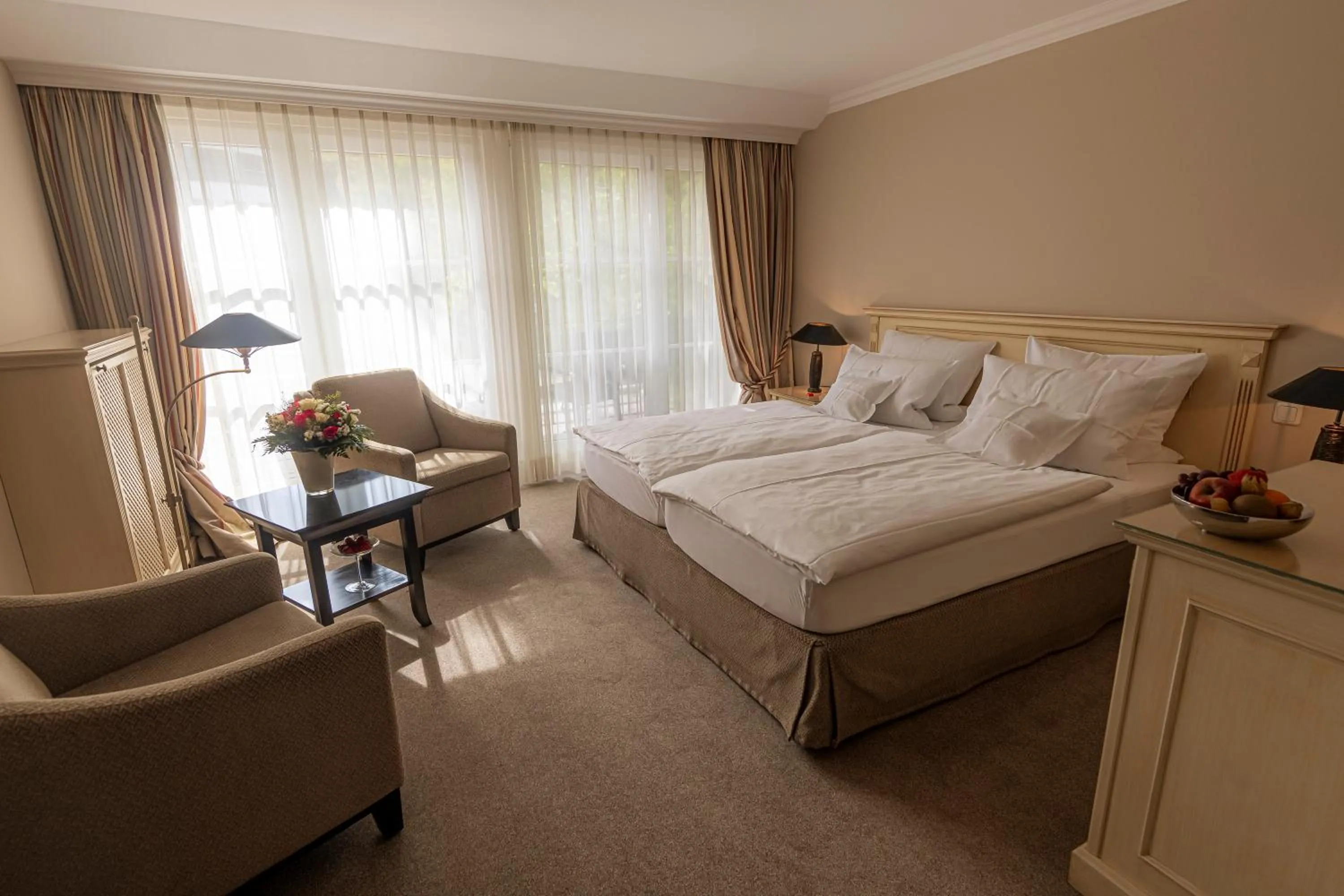 Photo of the whole room in Strandhotel Fontana