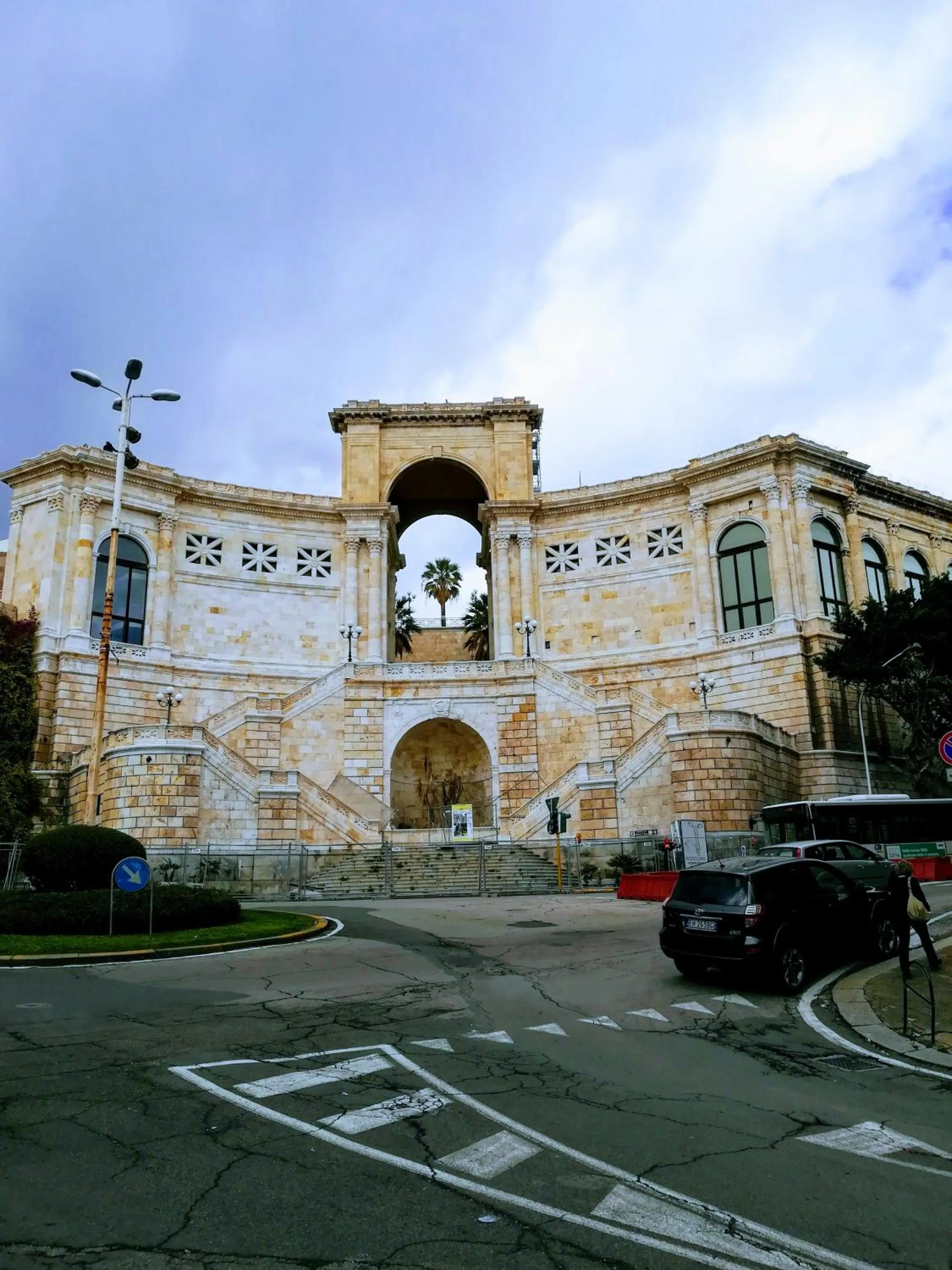 Nearby landmark in Su Murdegu