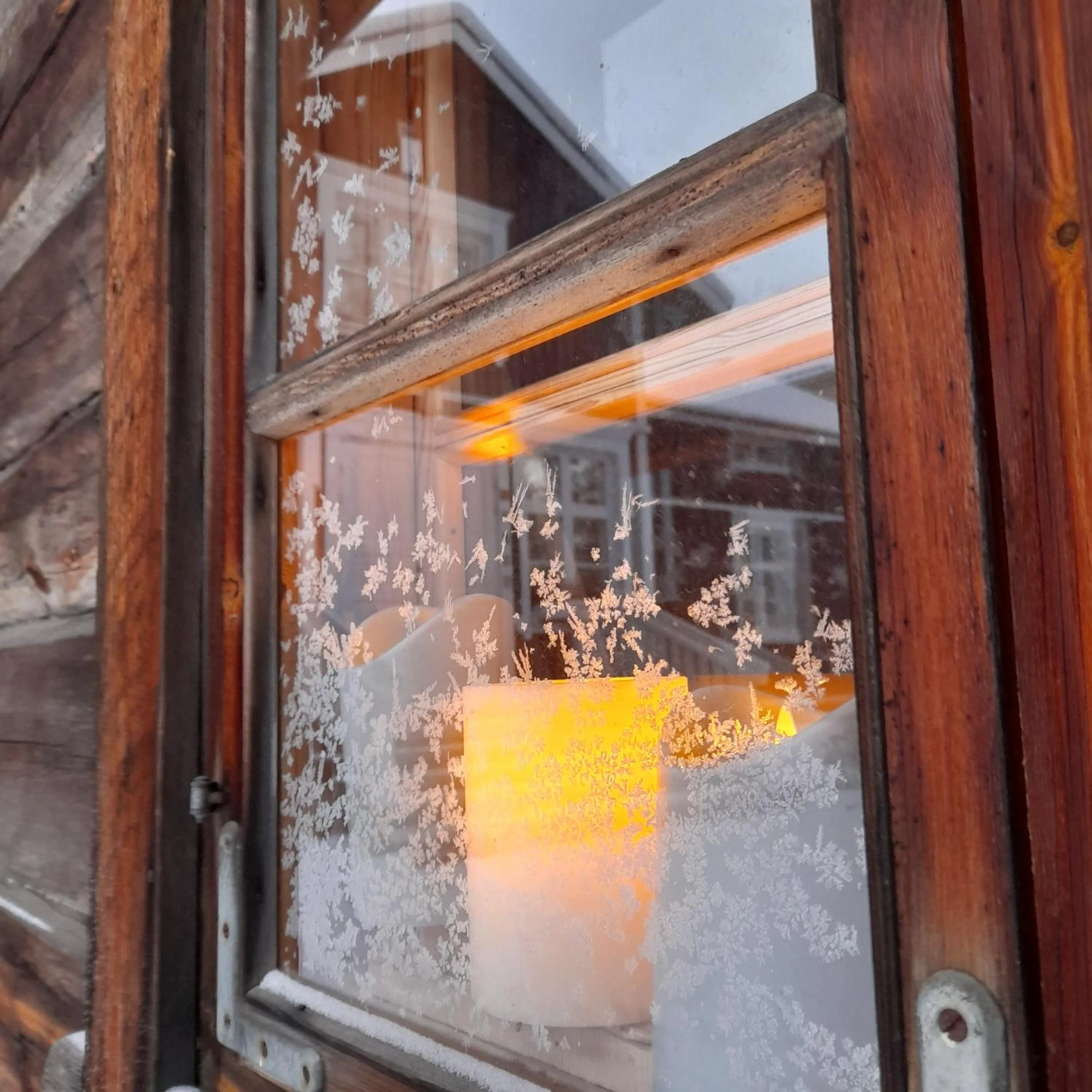 Decorative detail in LAURI Historical Log House Manor