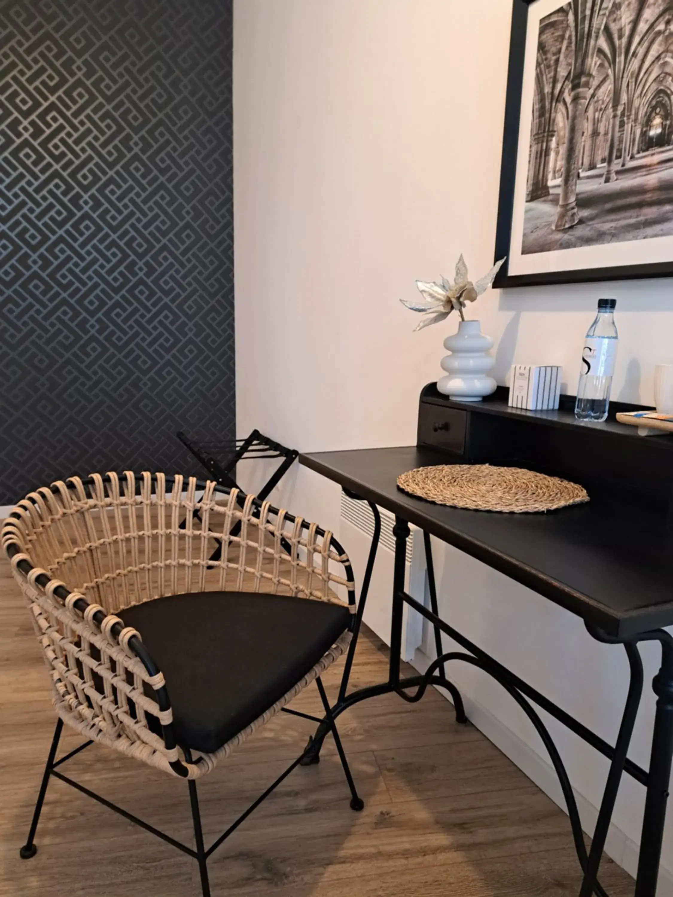 King Room in Hôtel Le Patio de Sophie King Room in Hôtel Le Patio de Sophie