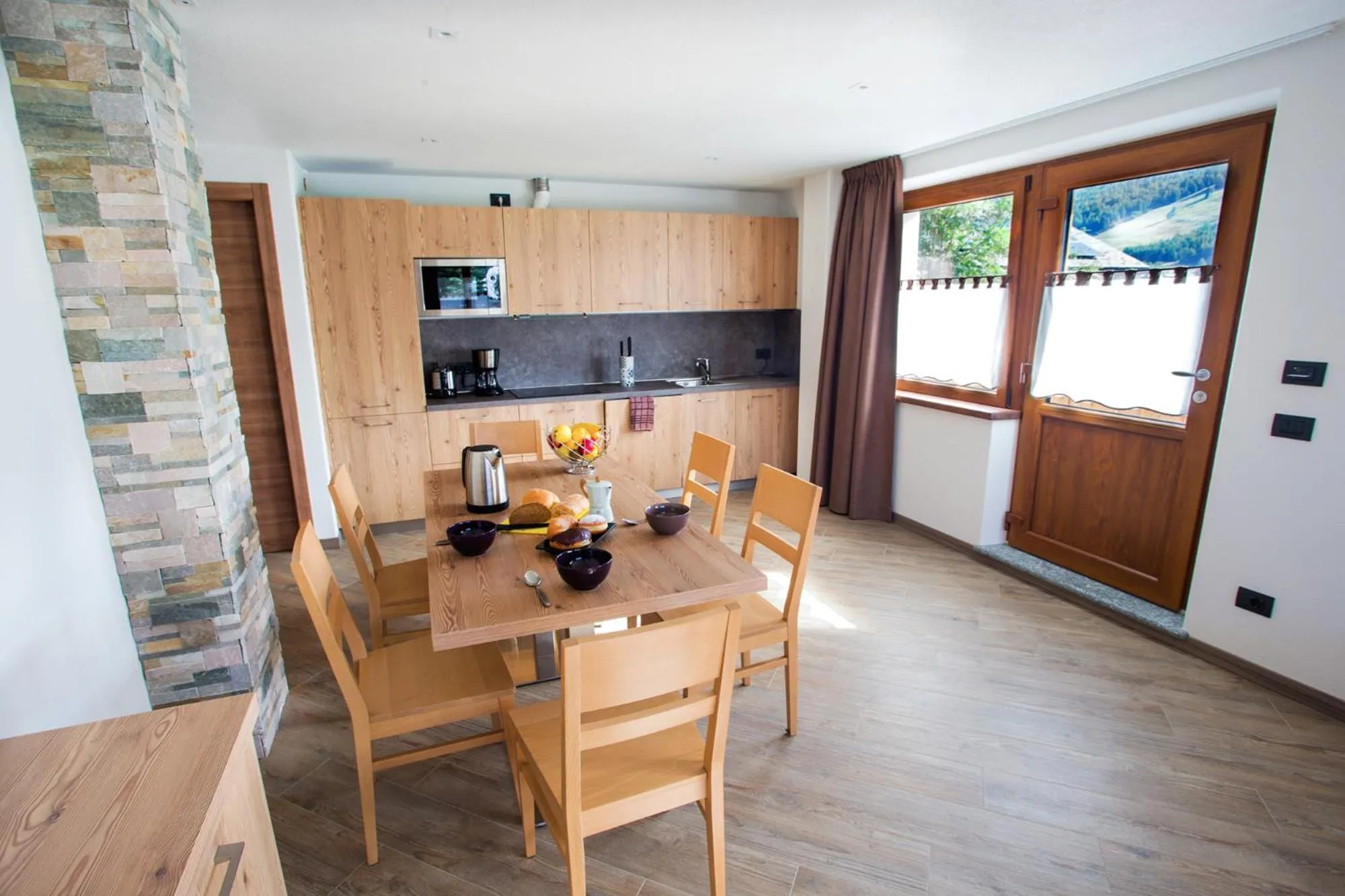 Dining area in Steinbock B&B - Apartaments
