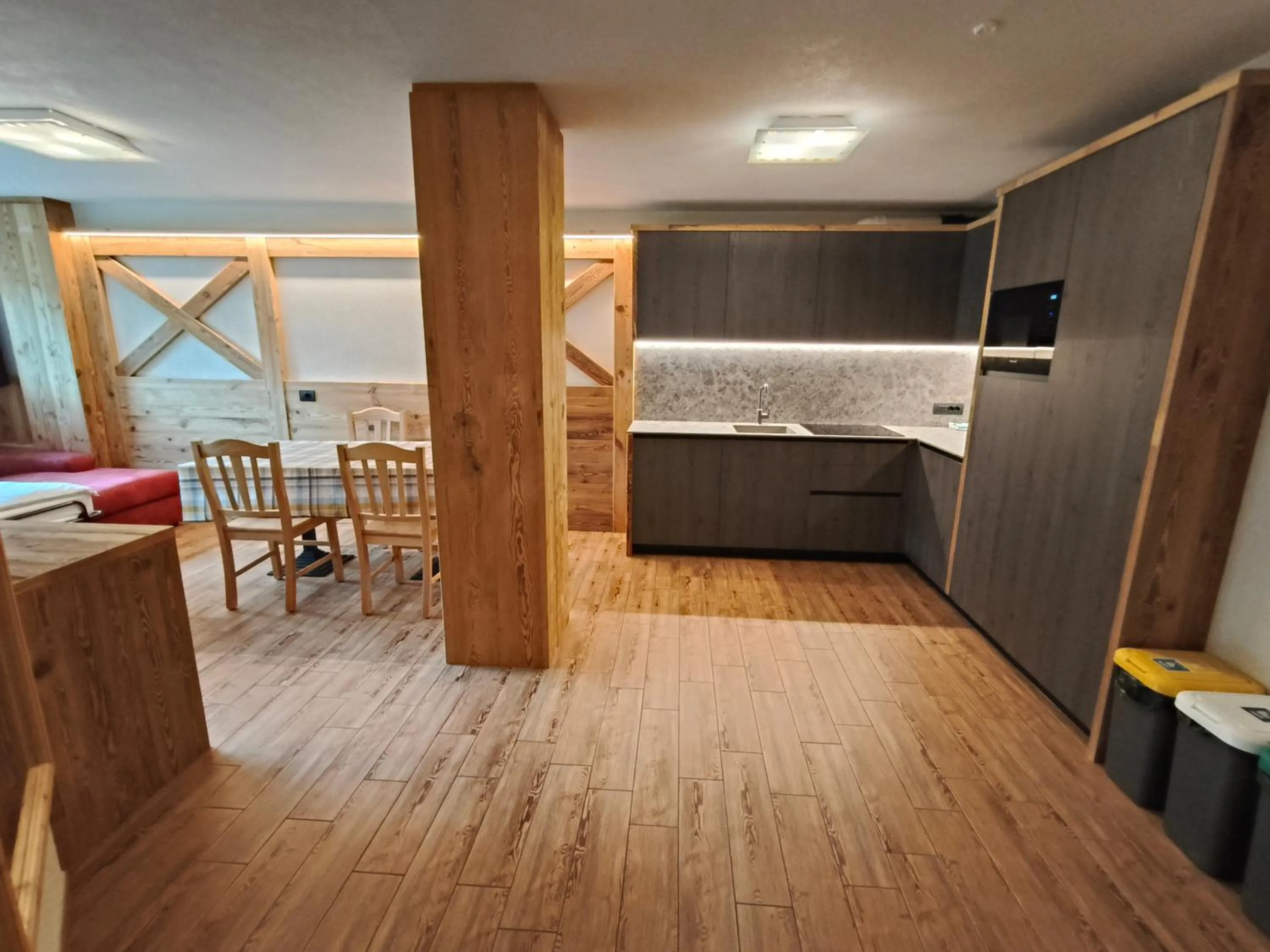 Kitchen or kitchenette, Bed in Steinbock B&B - Apartaments