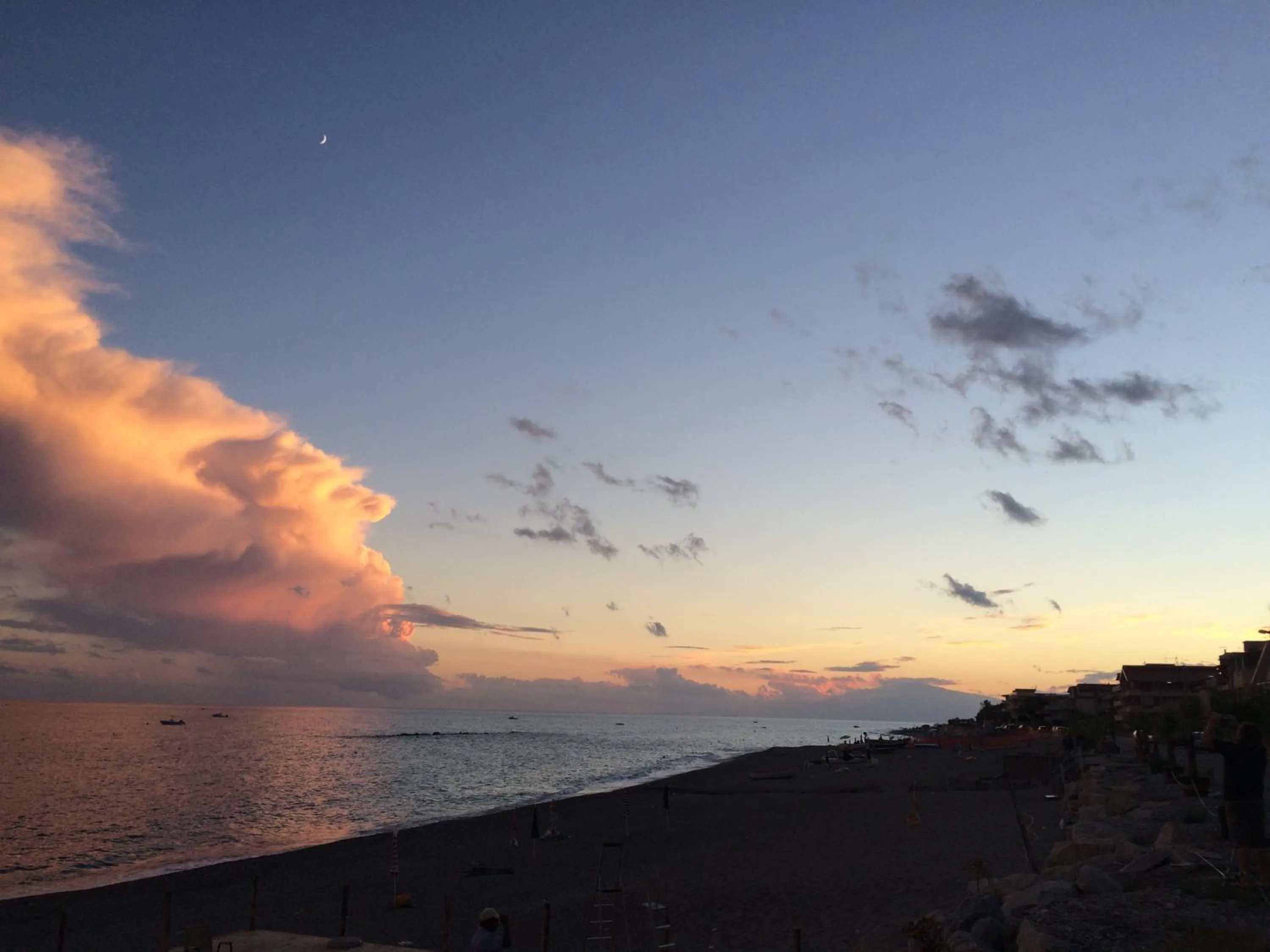 Beach in Hotel Il Girasole