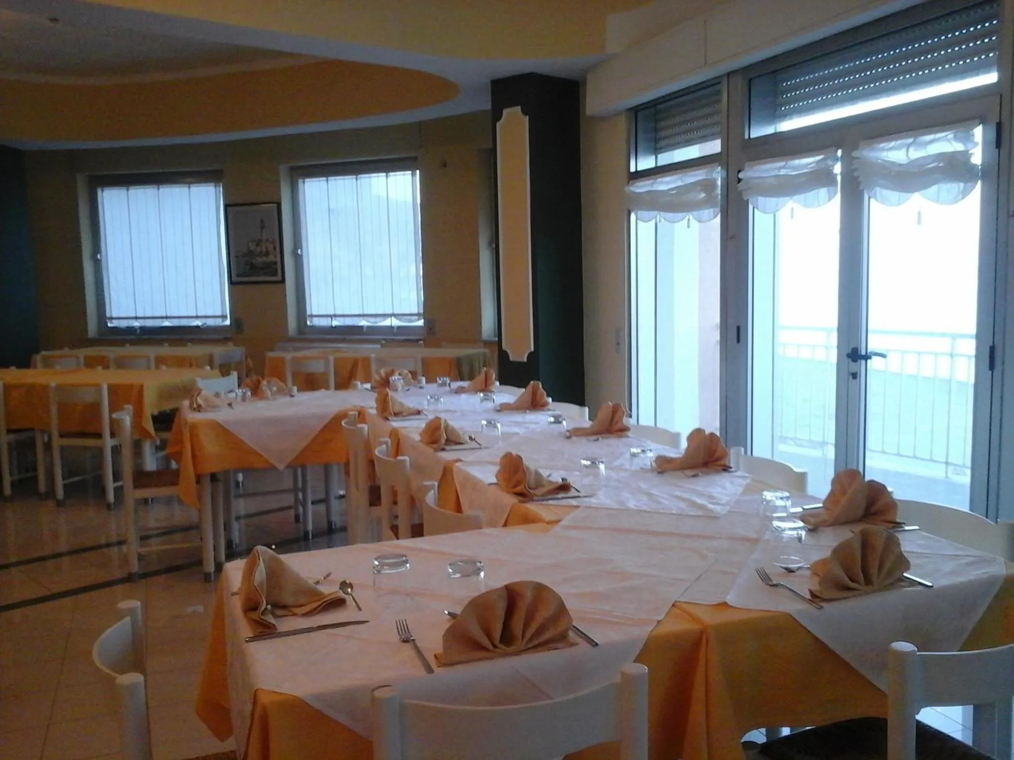 Restaurant/places to eat in Hotel Il Girasole