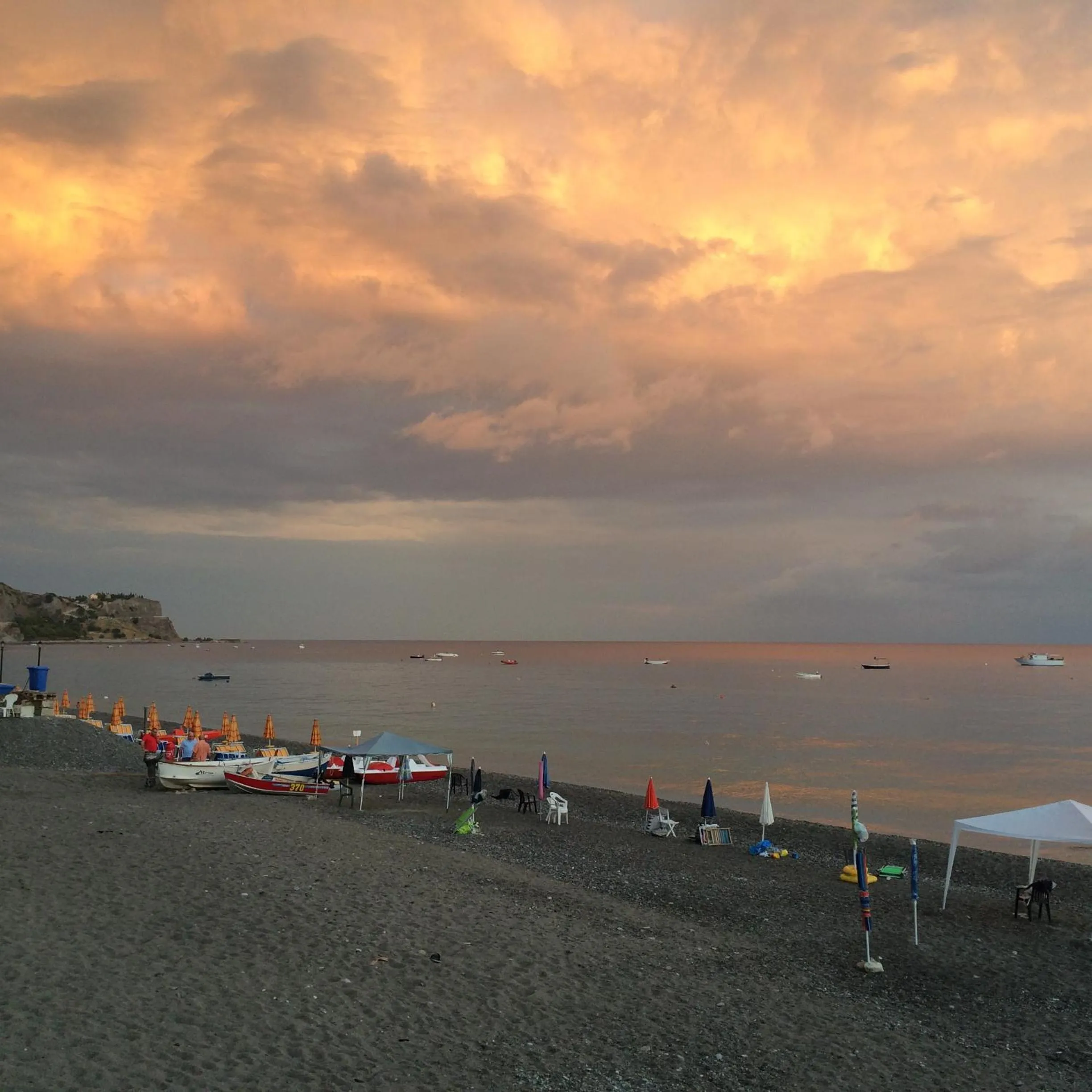 Beach in Hotel Il Girasole