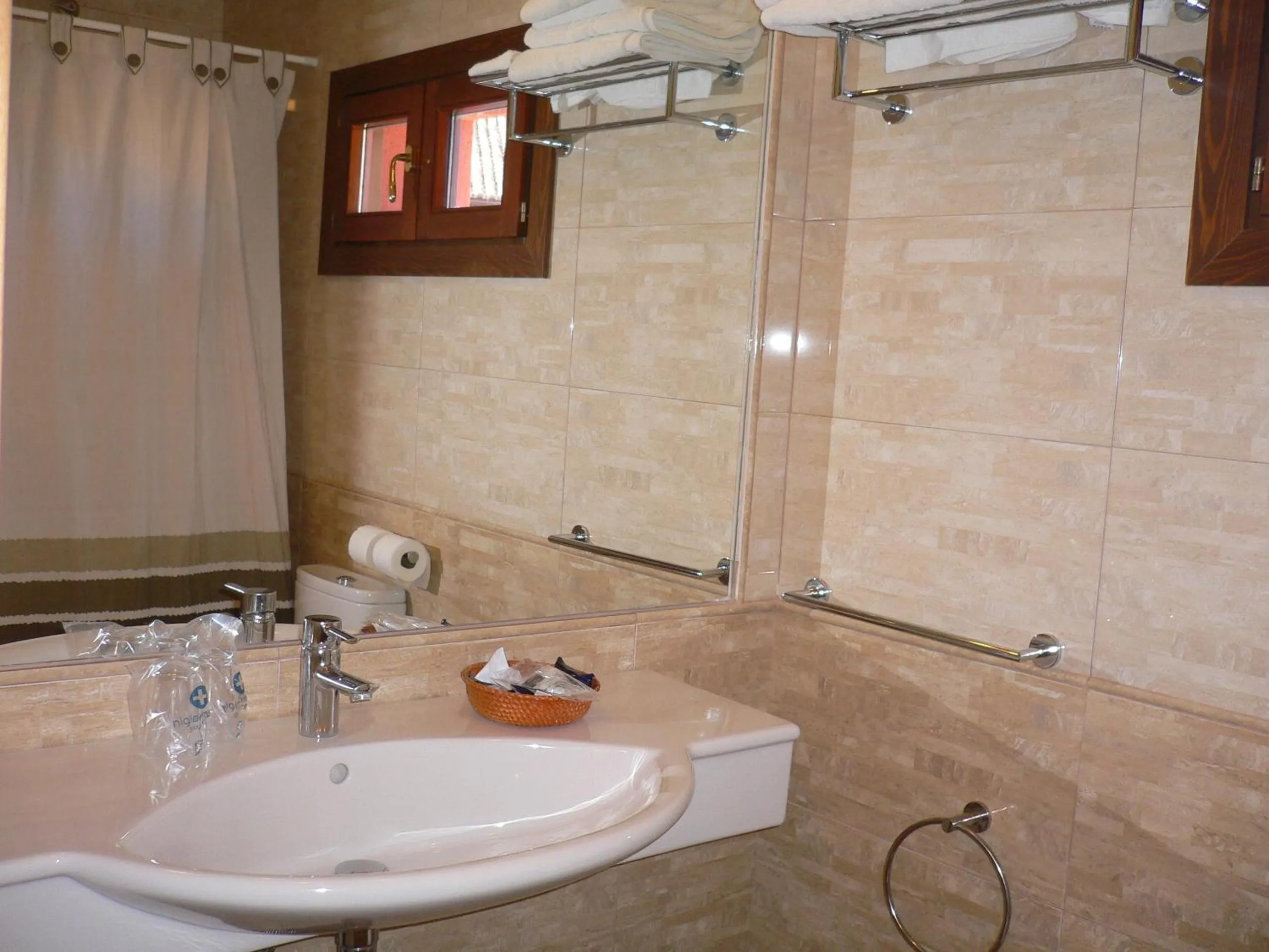 Bathroom in Hotel Doña Blanca