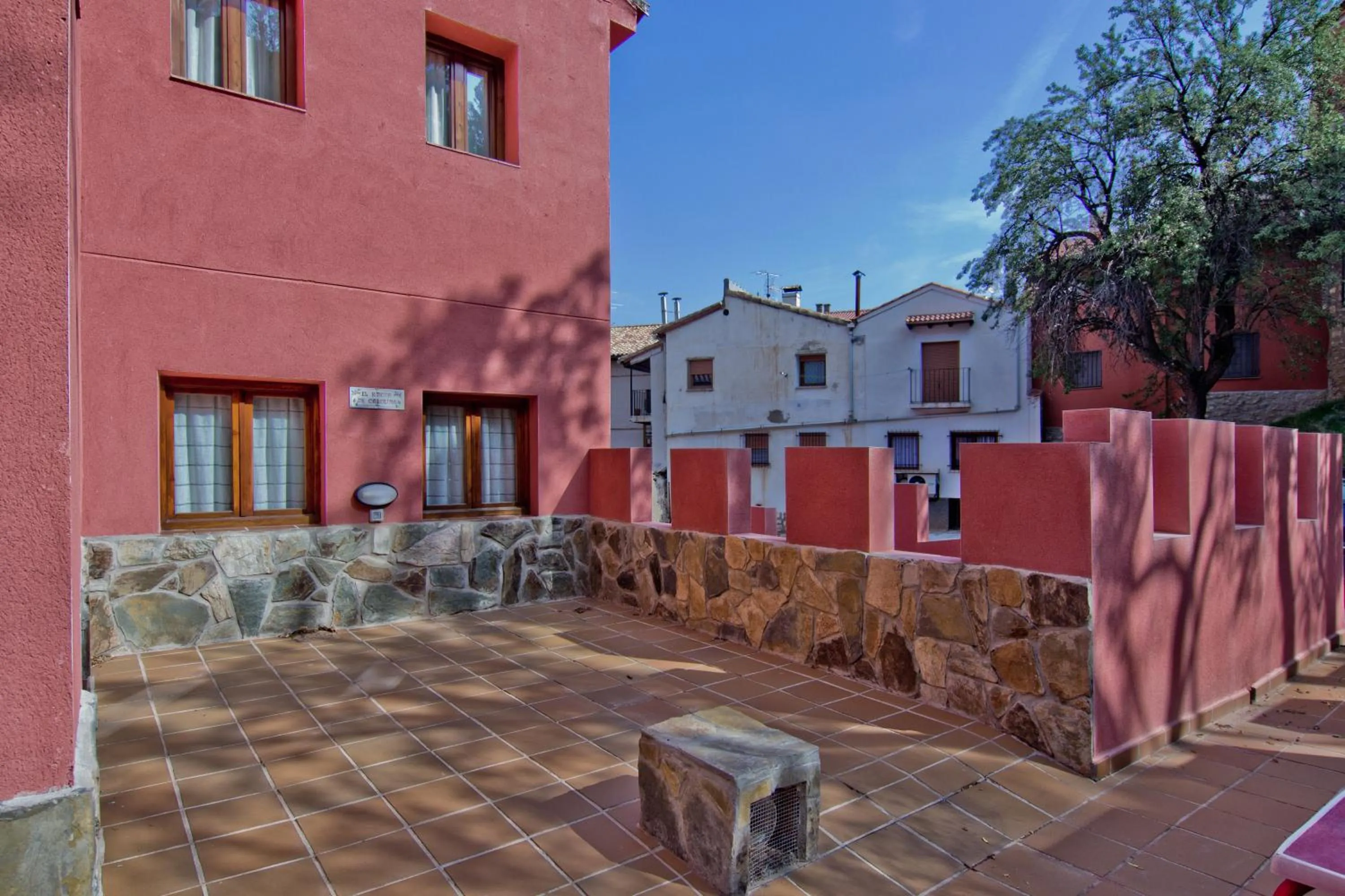 Facade/entrance in Hotel Doña Blanca