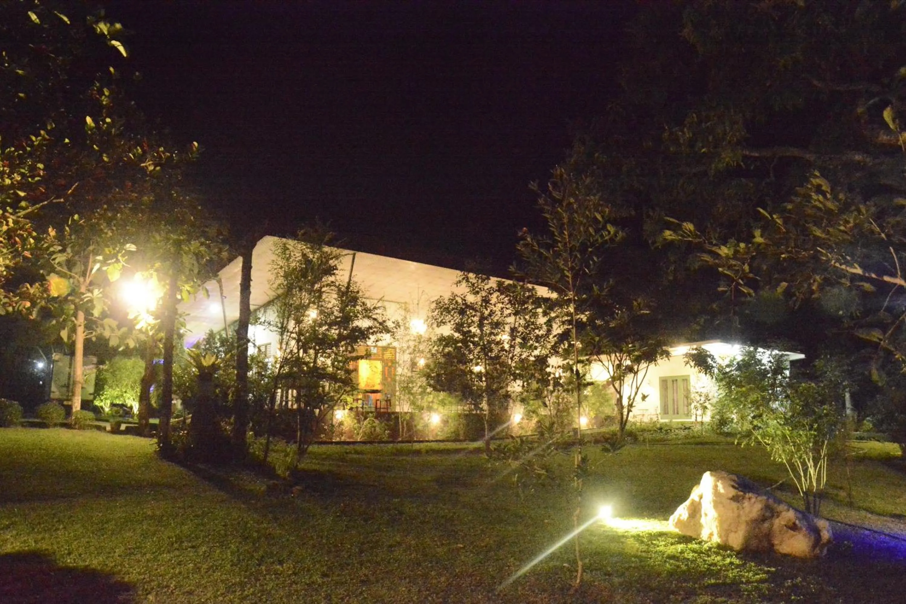 Garden view in Vimanra Udawalawa