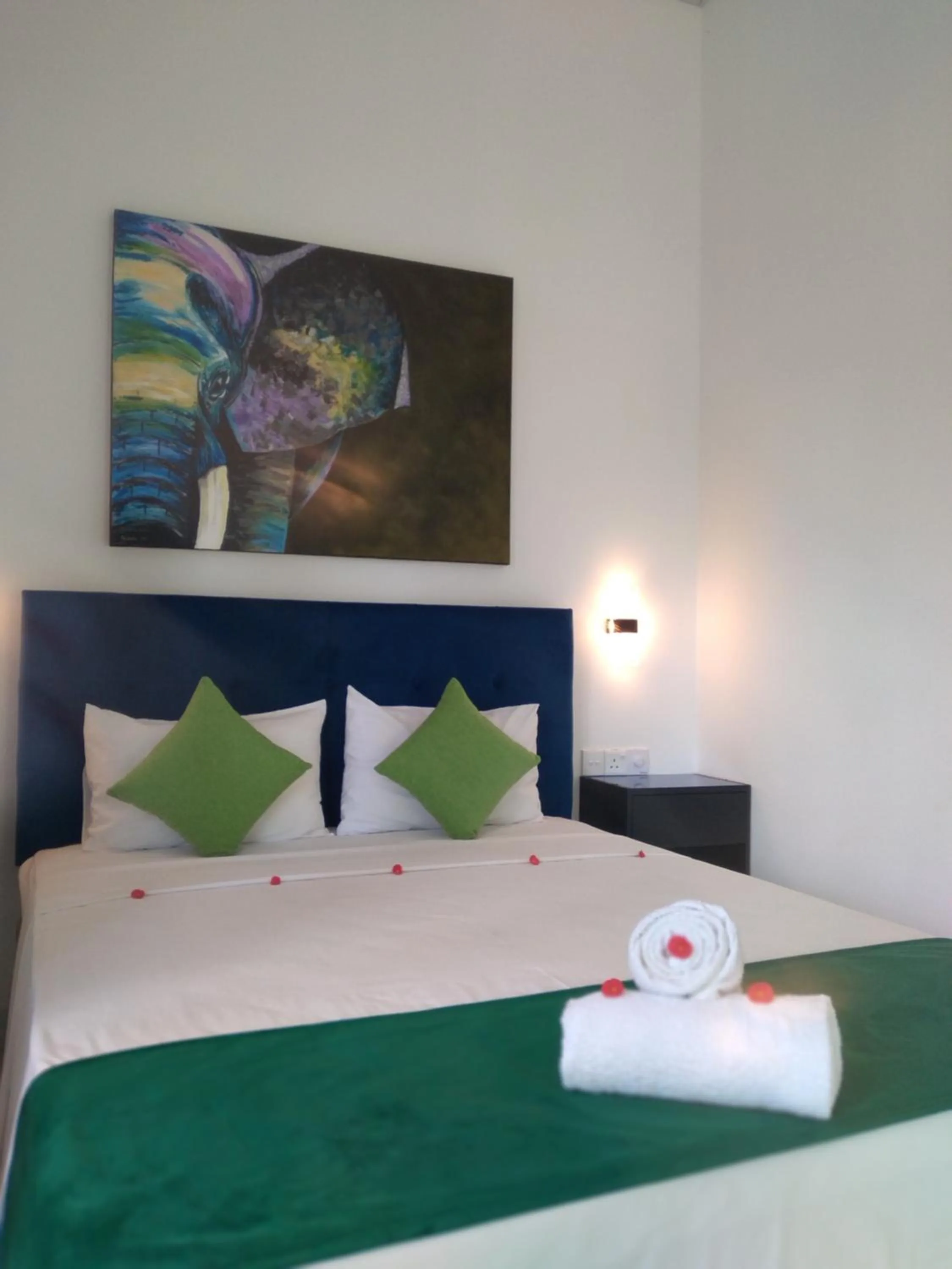 Bed in Vimanra Udawalawa