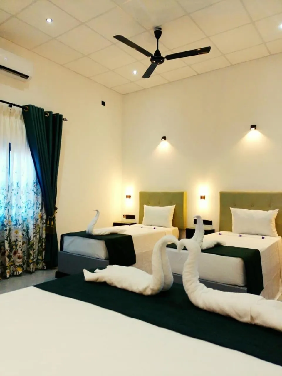 Bed in Vimanra Udawalawa