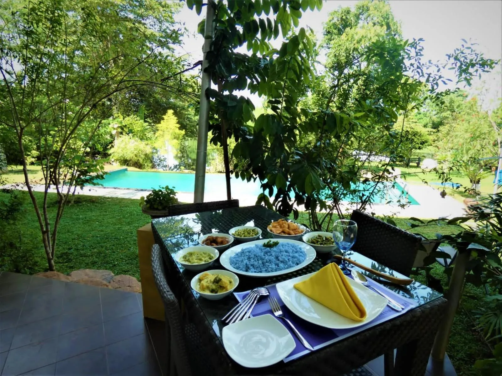 Restaurant/places to eat in Vimanra Udawalawa