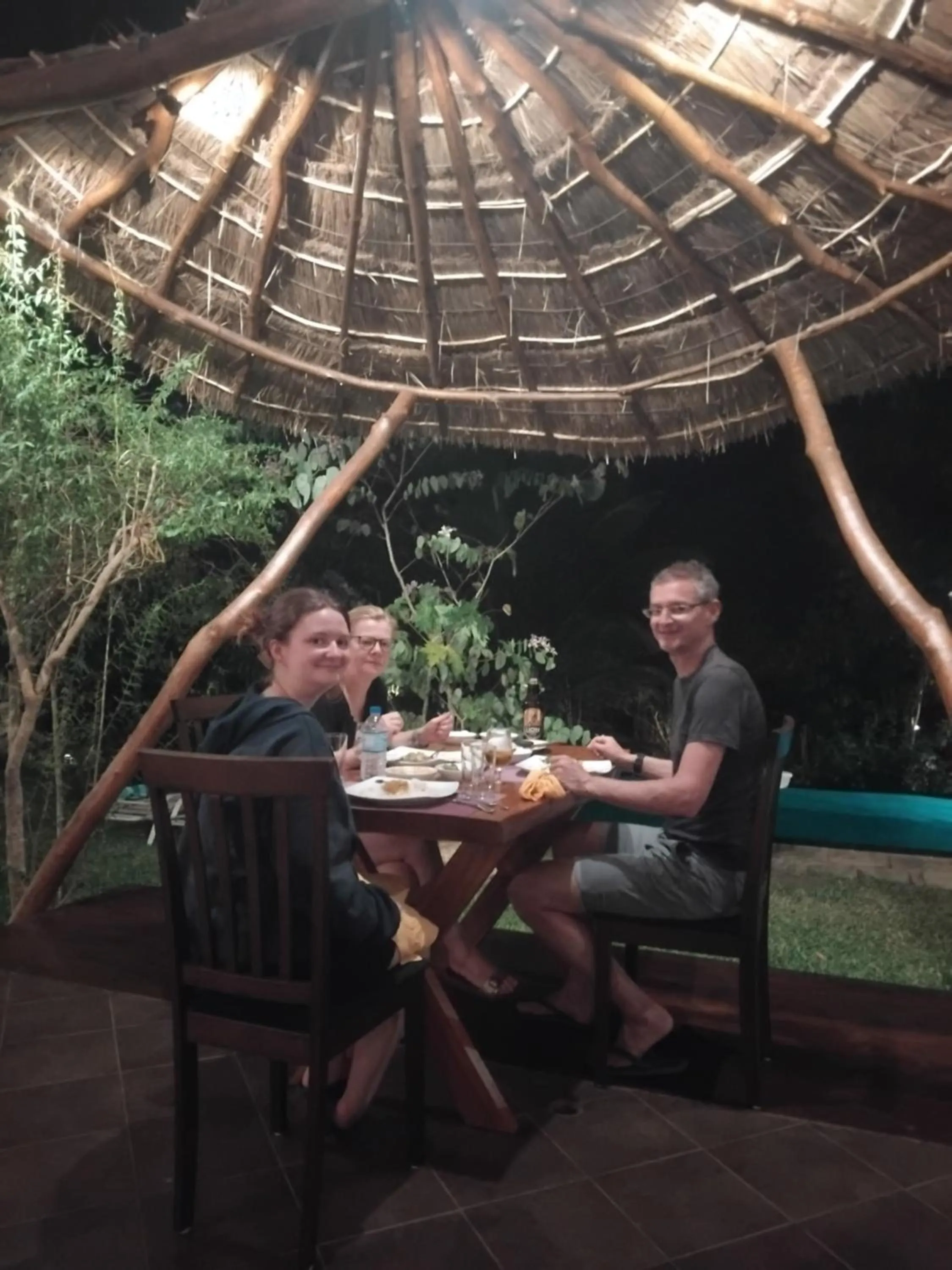 Dining area in Vimanra Udawalawa