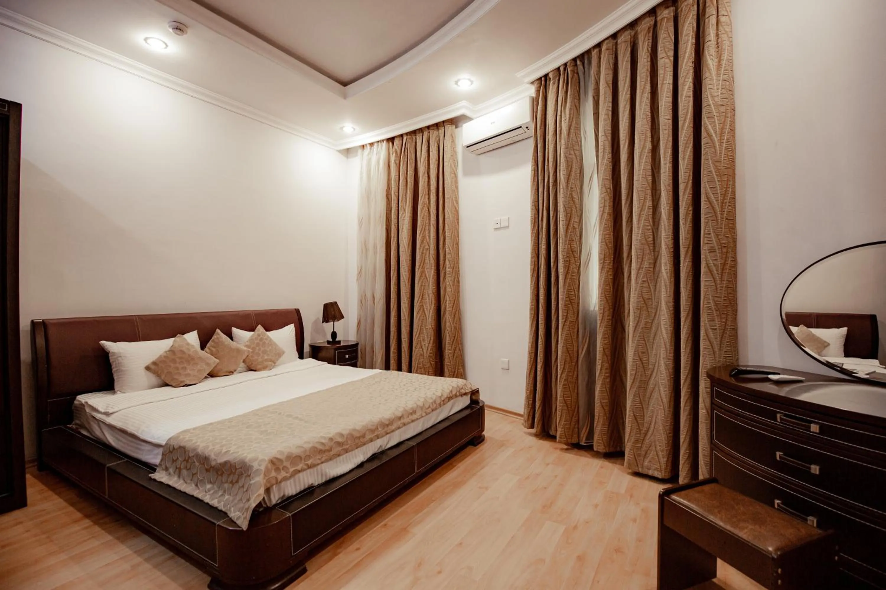 Photo of the whole room, Bed in Panorama Villa Lux Hotel