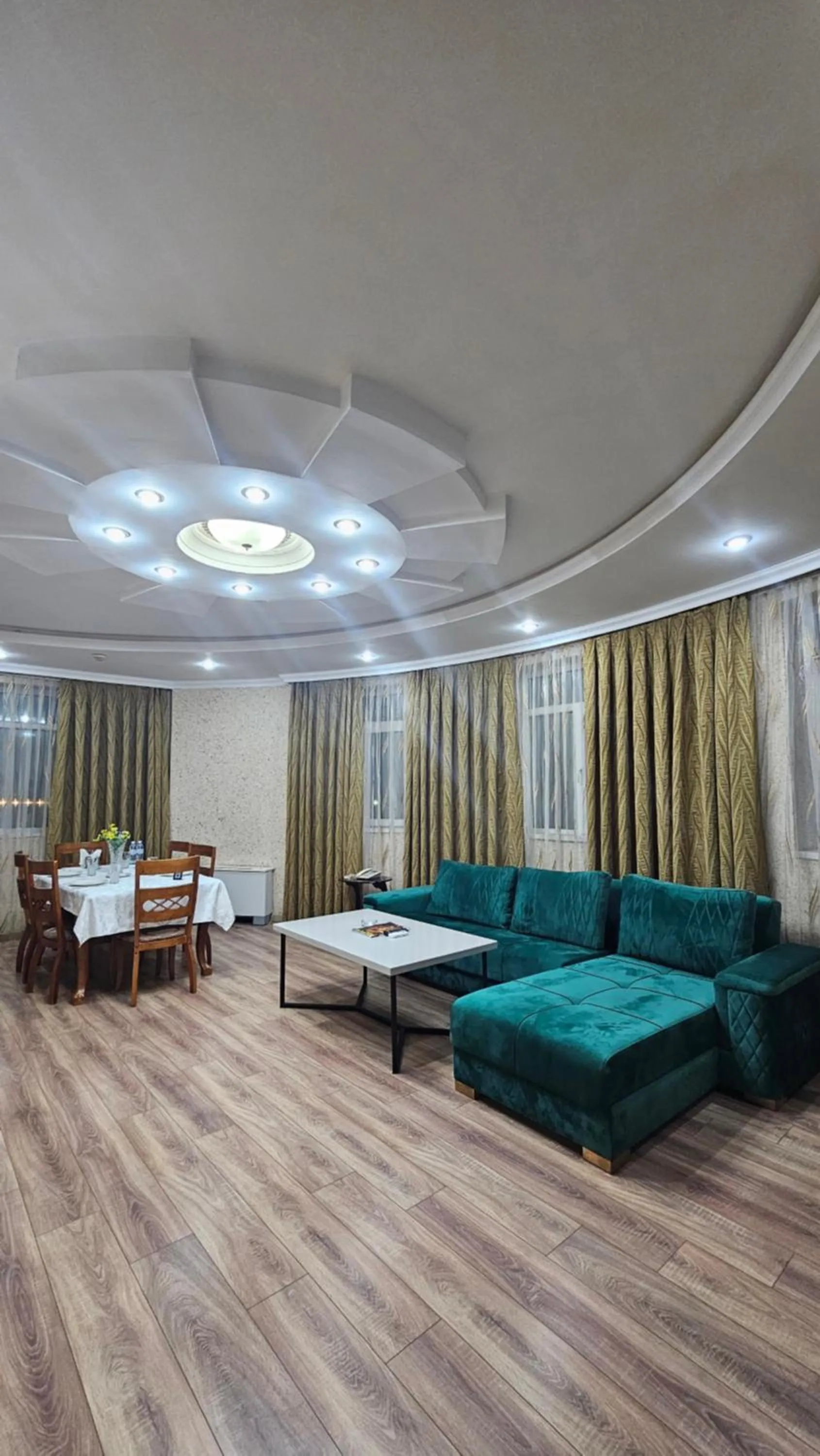 Property building, Bed in Panorama Villa Lux Hotel