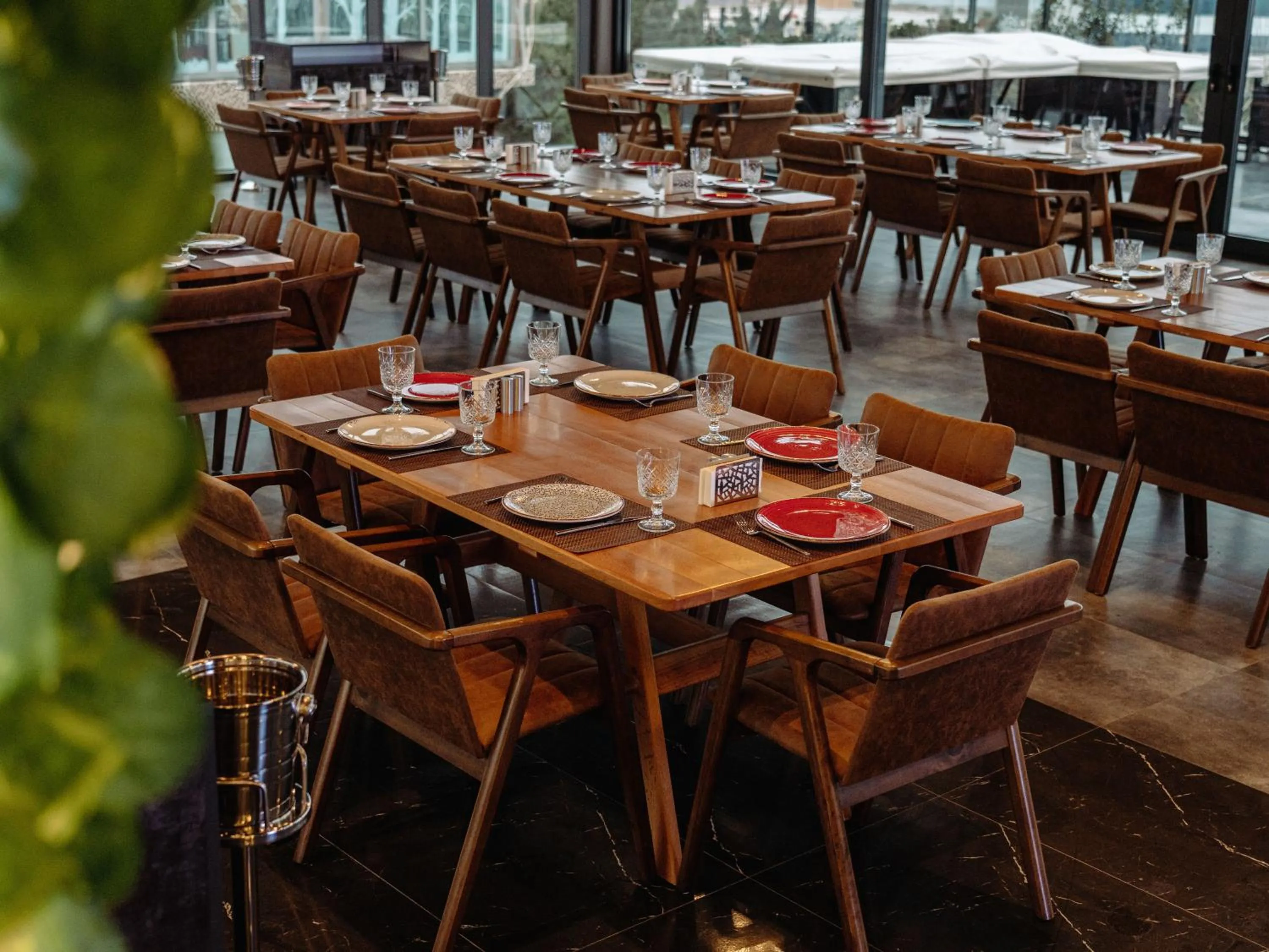 Restaurant/places to eat in Panorama Villa Lux Hotel