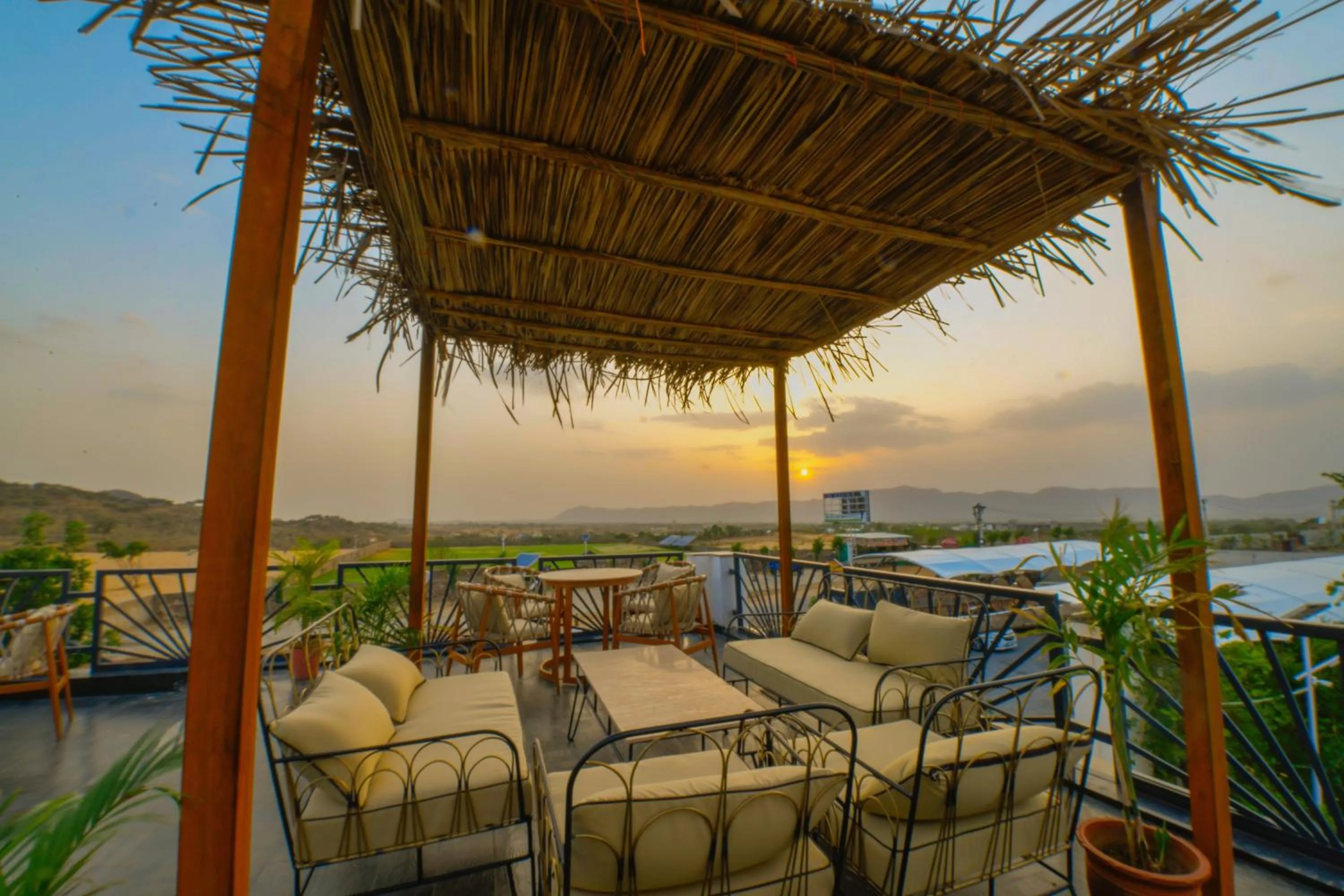 Restaurant/places to eat in Rawai Luxury Tents Pushkar