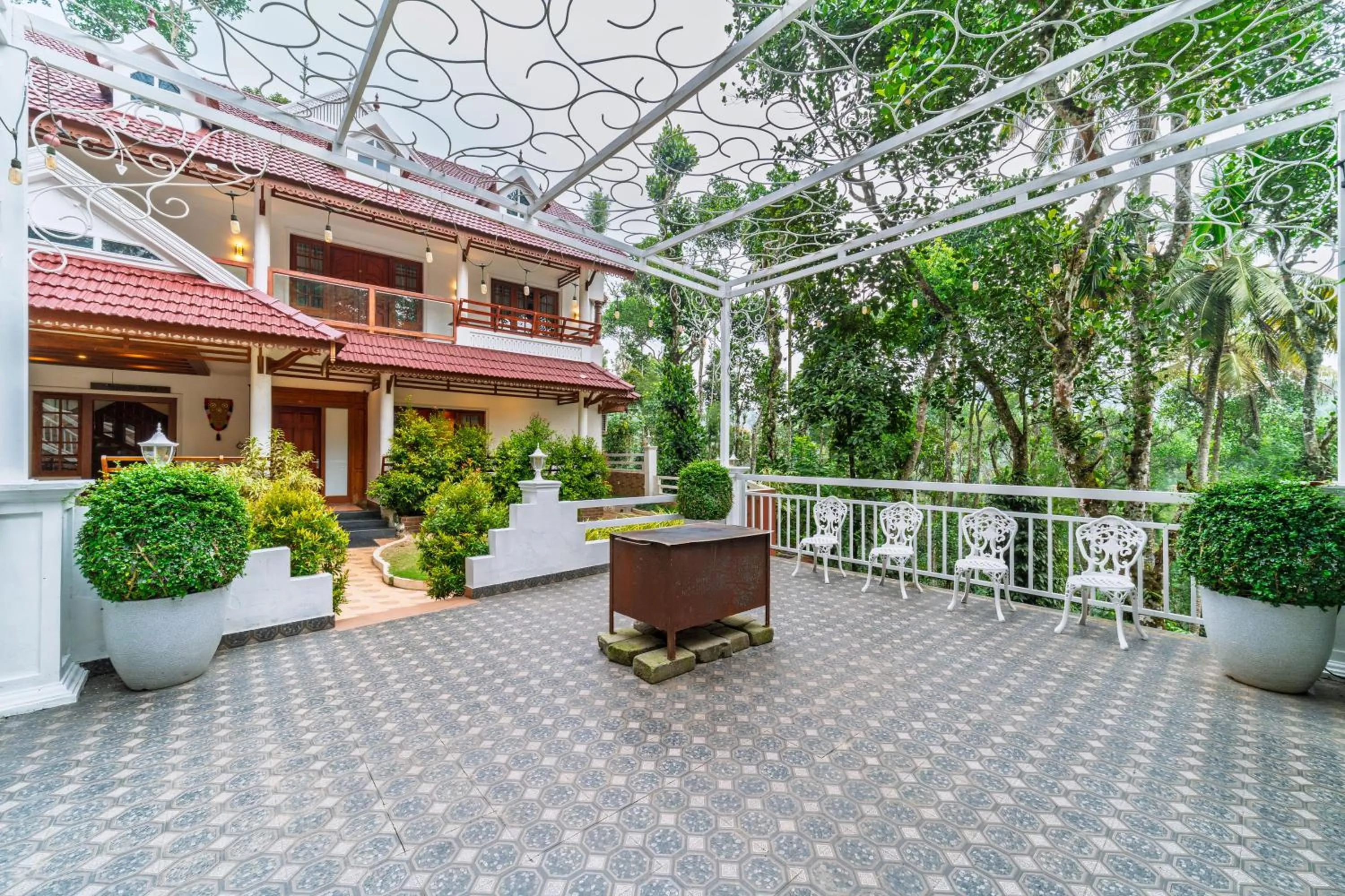 Crown Valley Thekkady