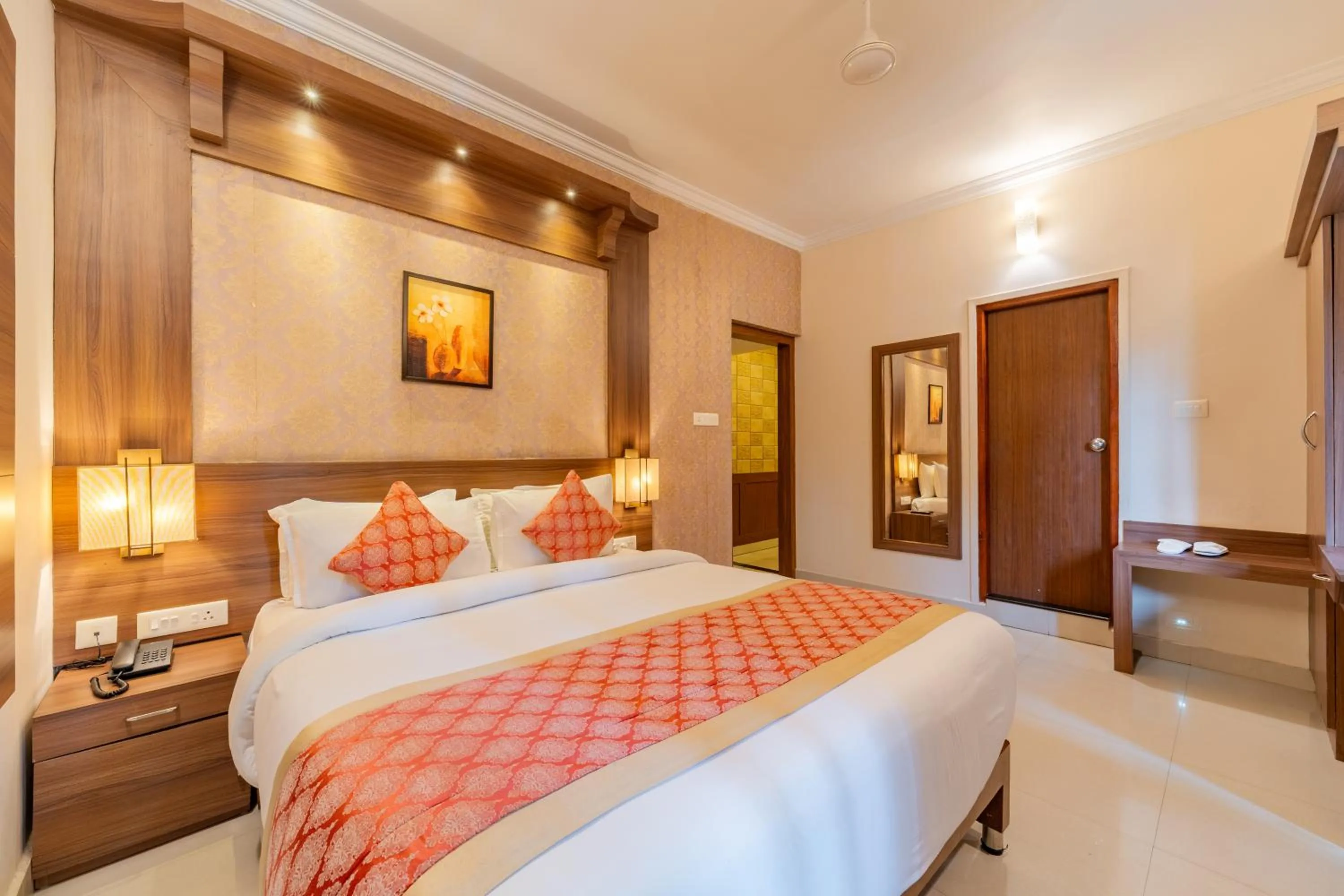 Bed in Crown Valley Thekkady