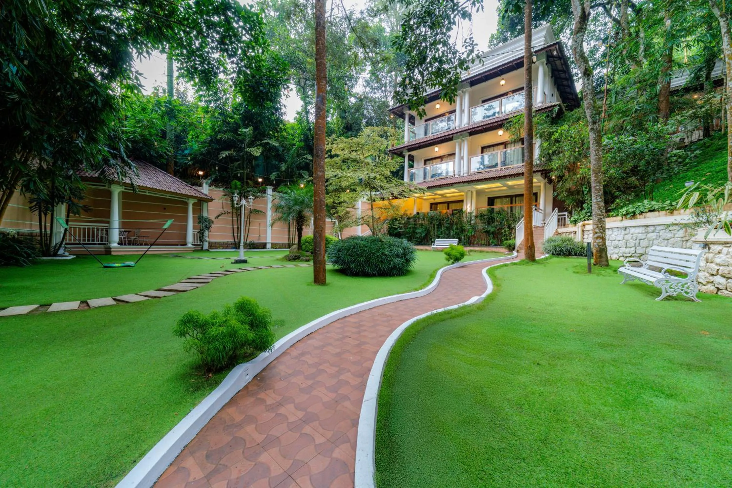 Crown Valley Thekkady