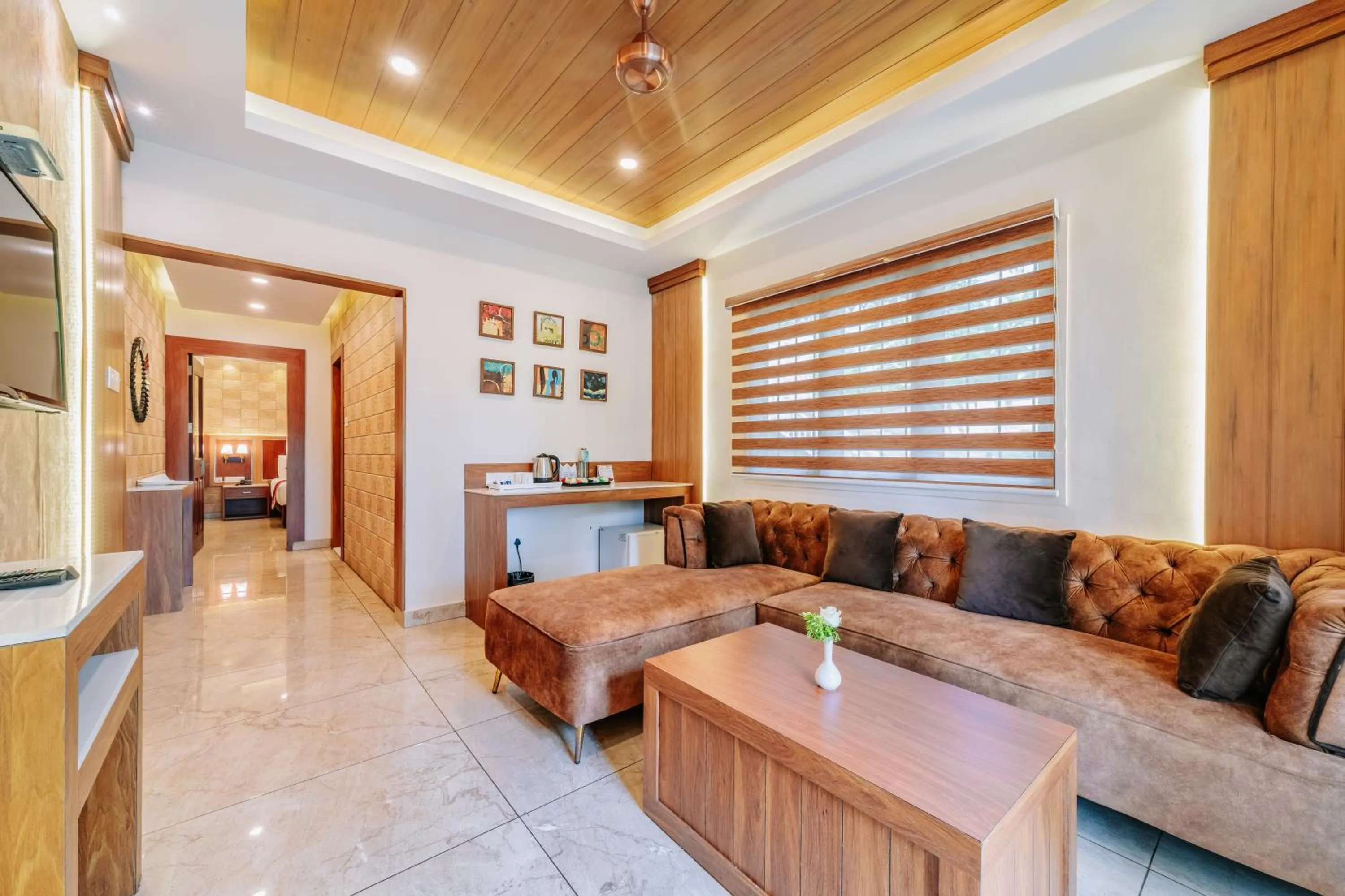 Crown Valley Thekkady