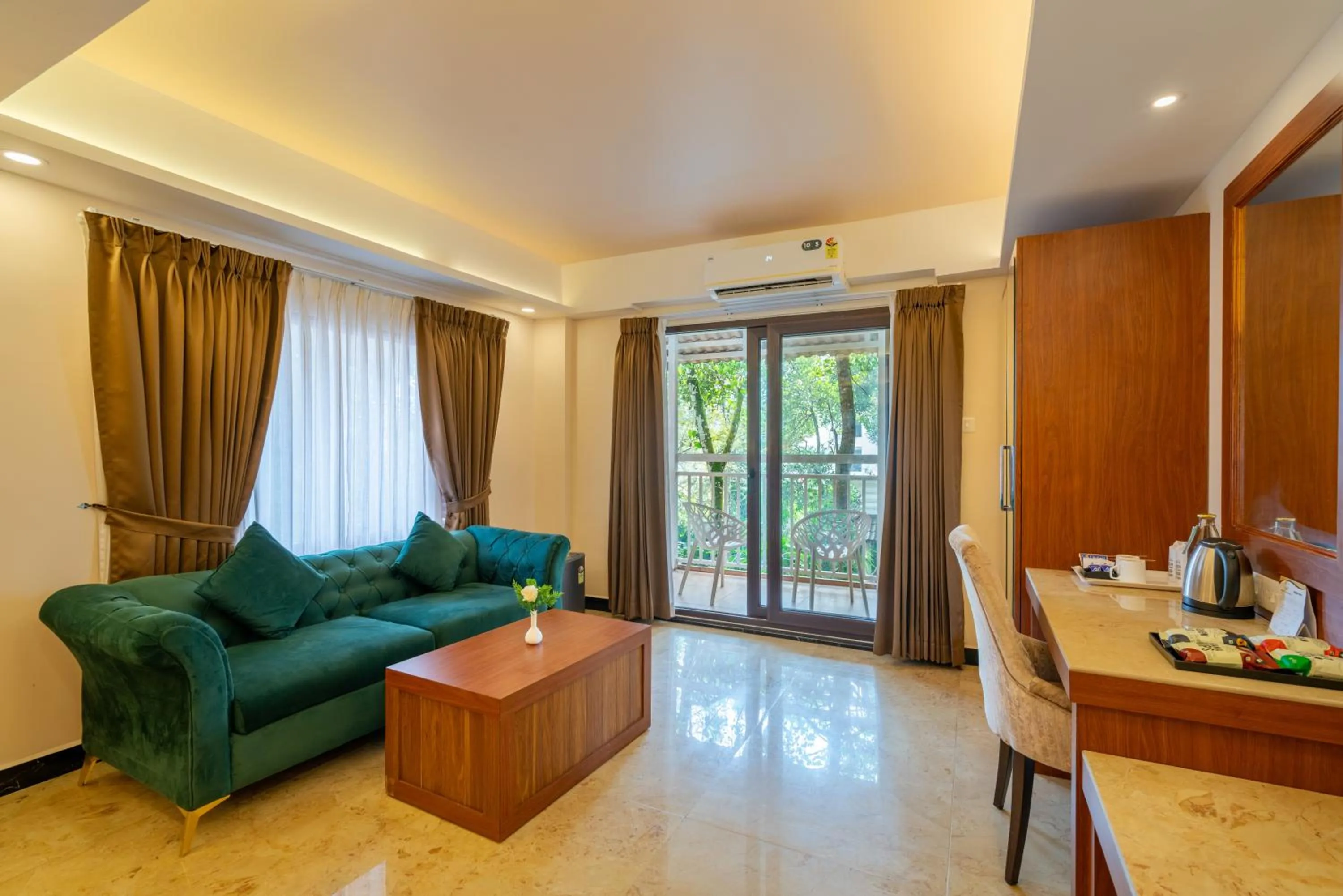 Crown Valley Thekkady