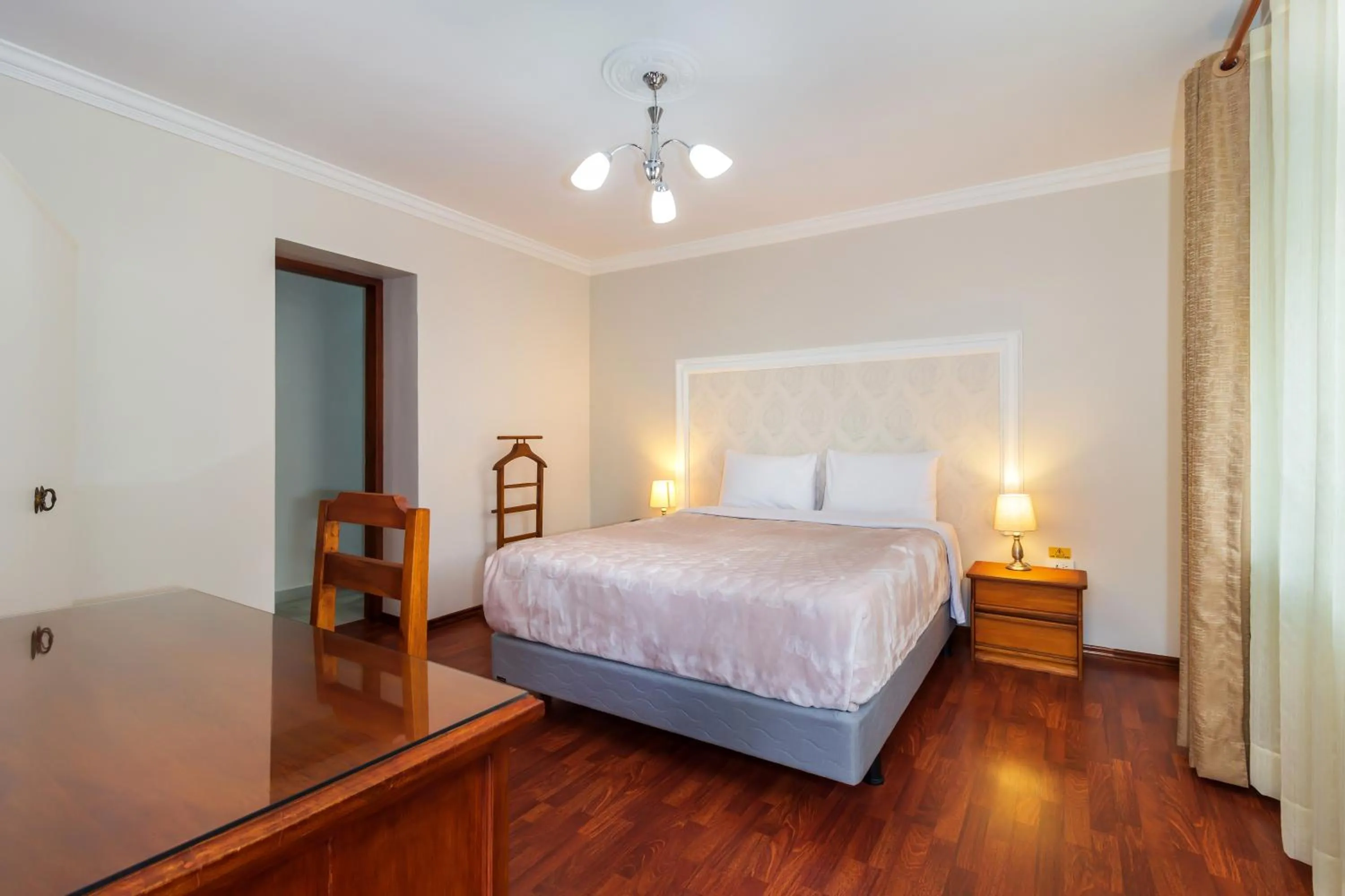 Bedroom in Hotel La Cartuja