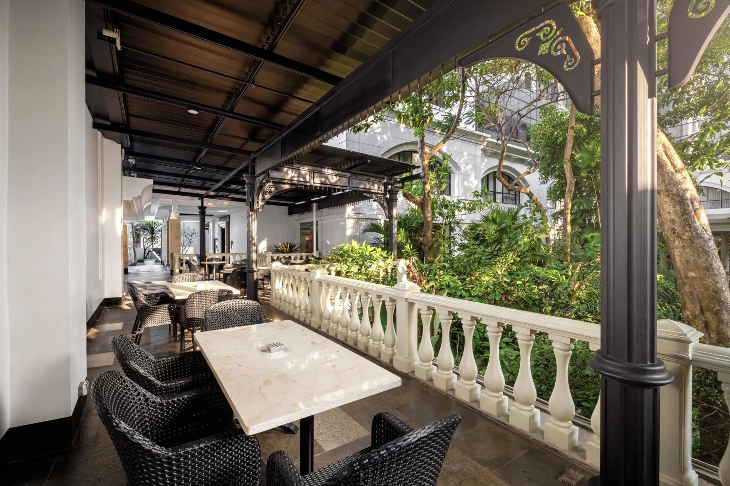 Restaurant/places to eat in The Papandayan