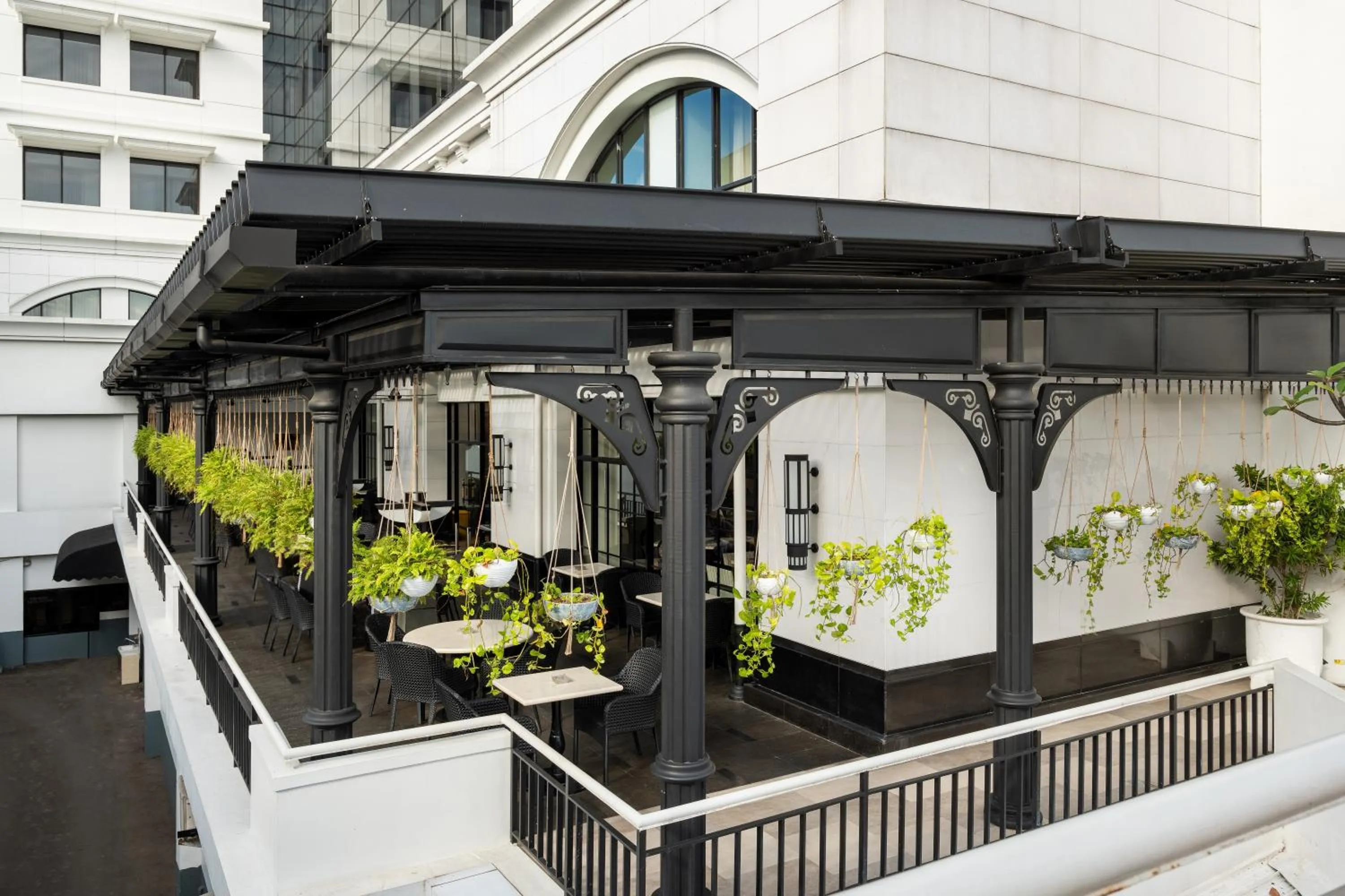 Restaurant/places to eat in The Papandayan