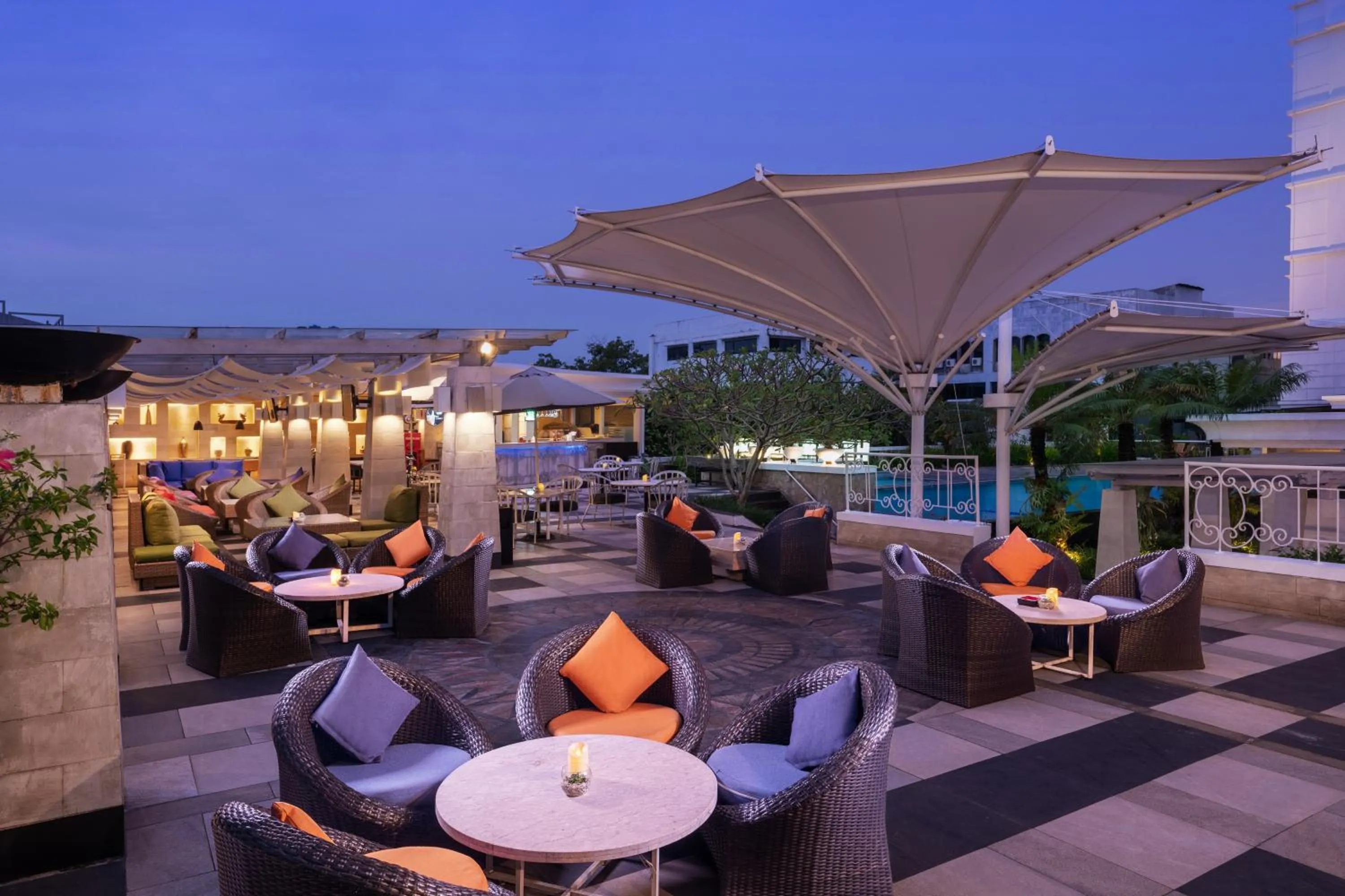 Restaurant/places to eat in The Papandayan