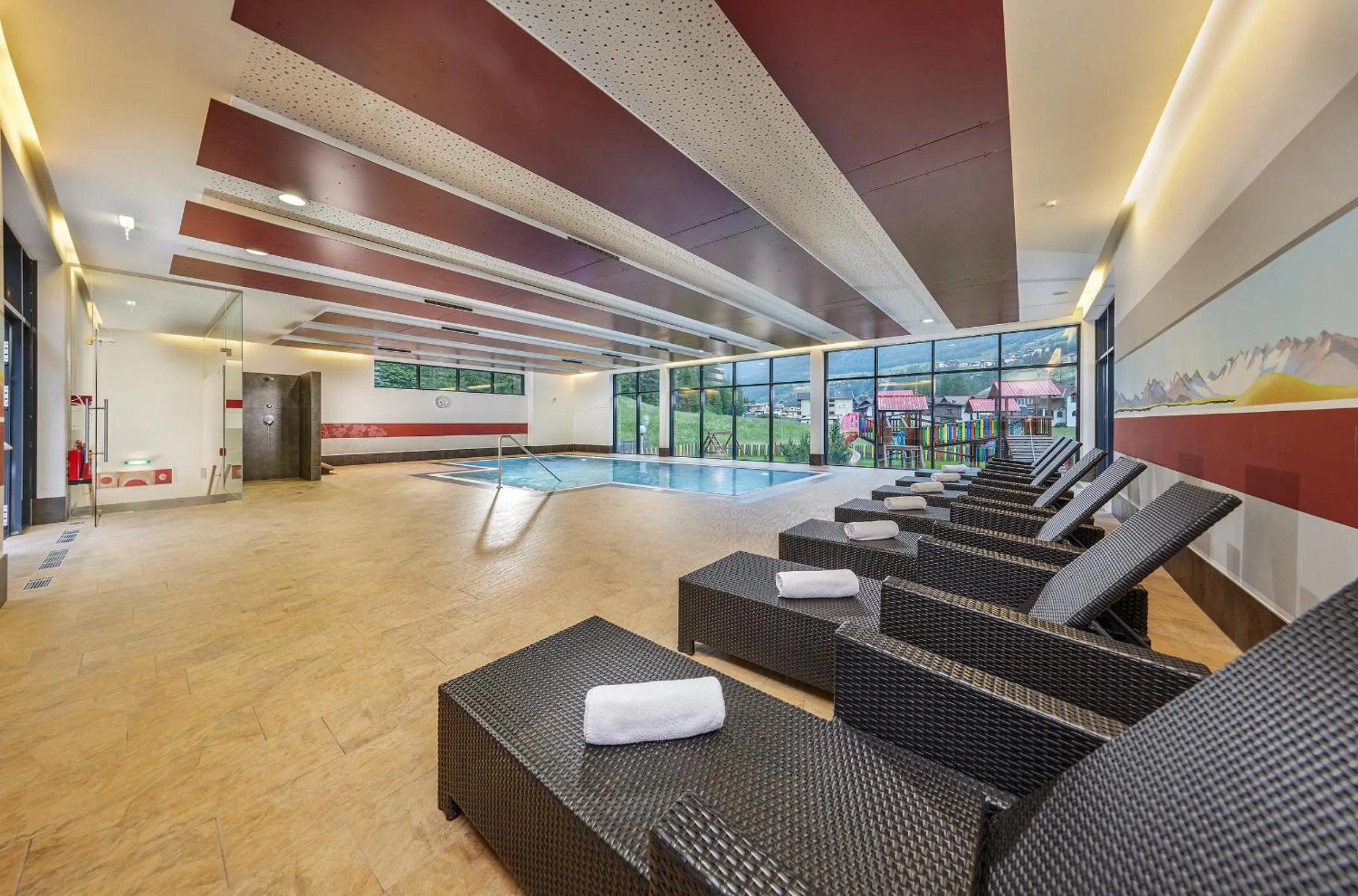 Swimming pool in Hotel Sunny Sölden