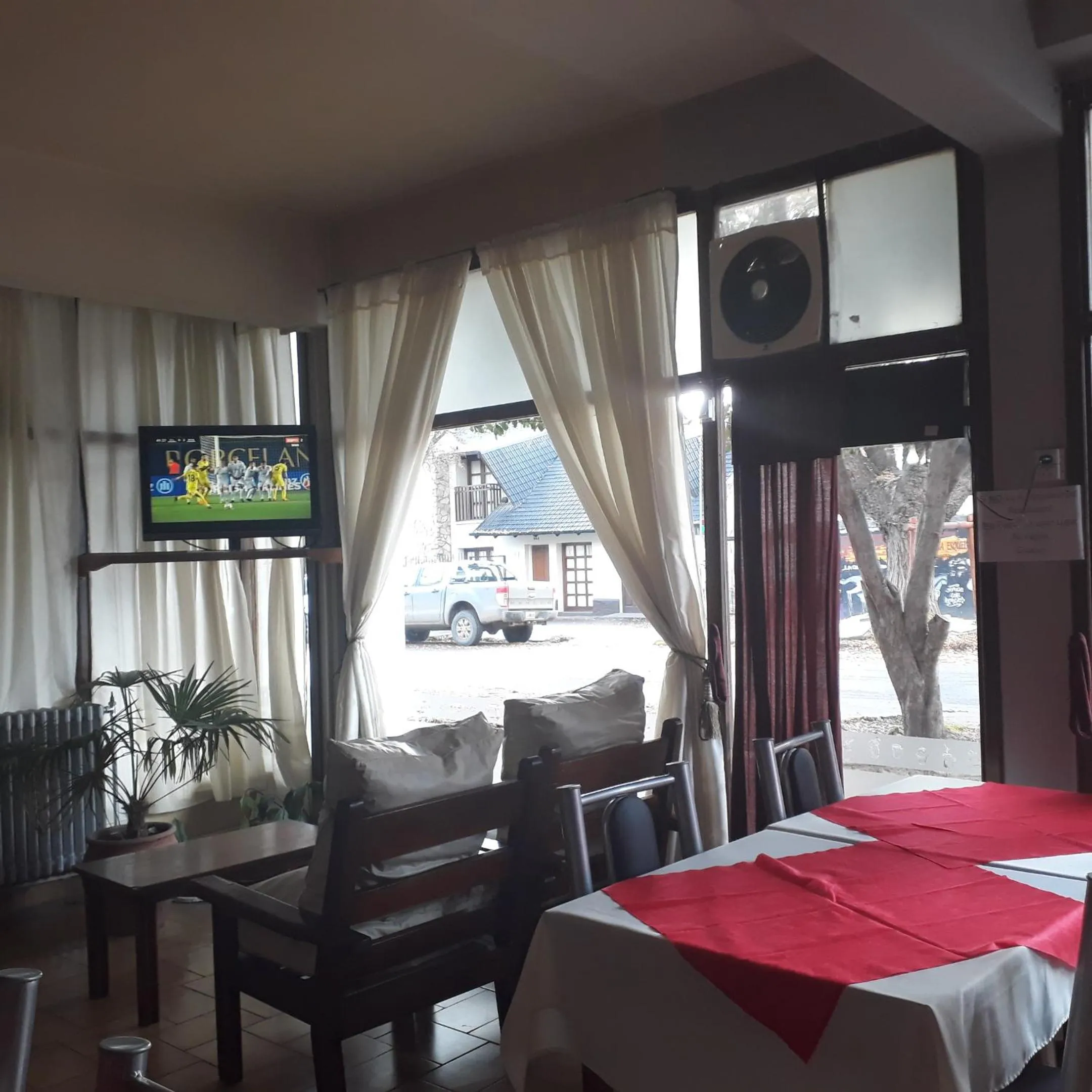 Communal lounge/ TV room in Residencial Ski