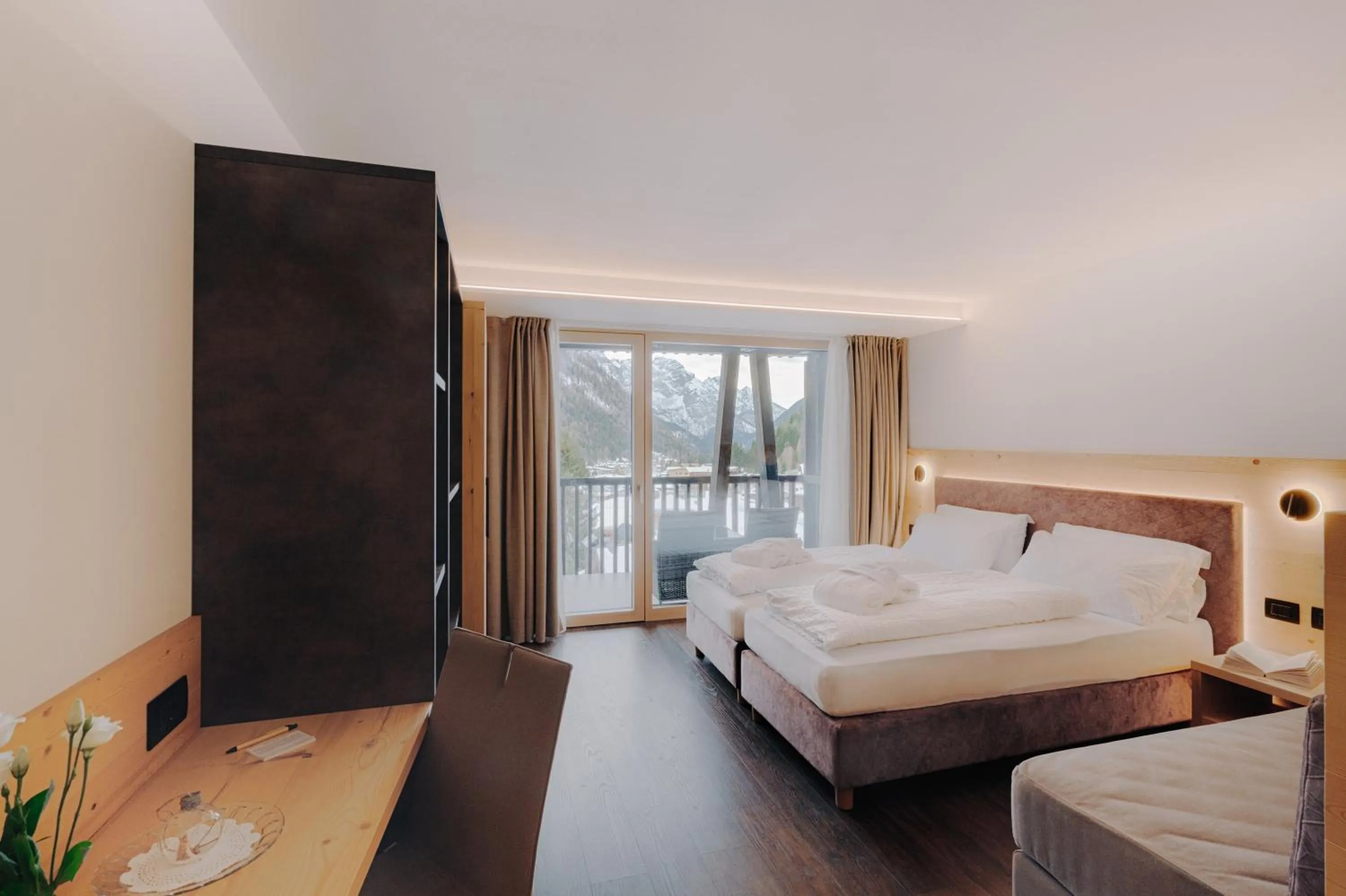 Bed in Alpen Hotel Vidi