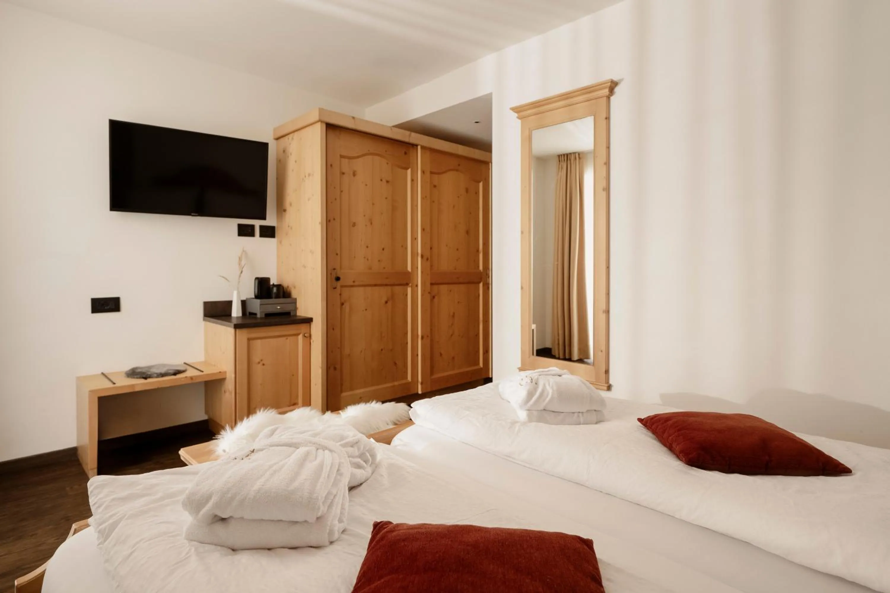 Bed in Alpen Hotel Vidi