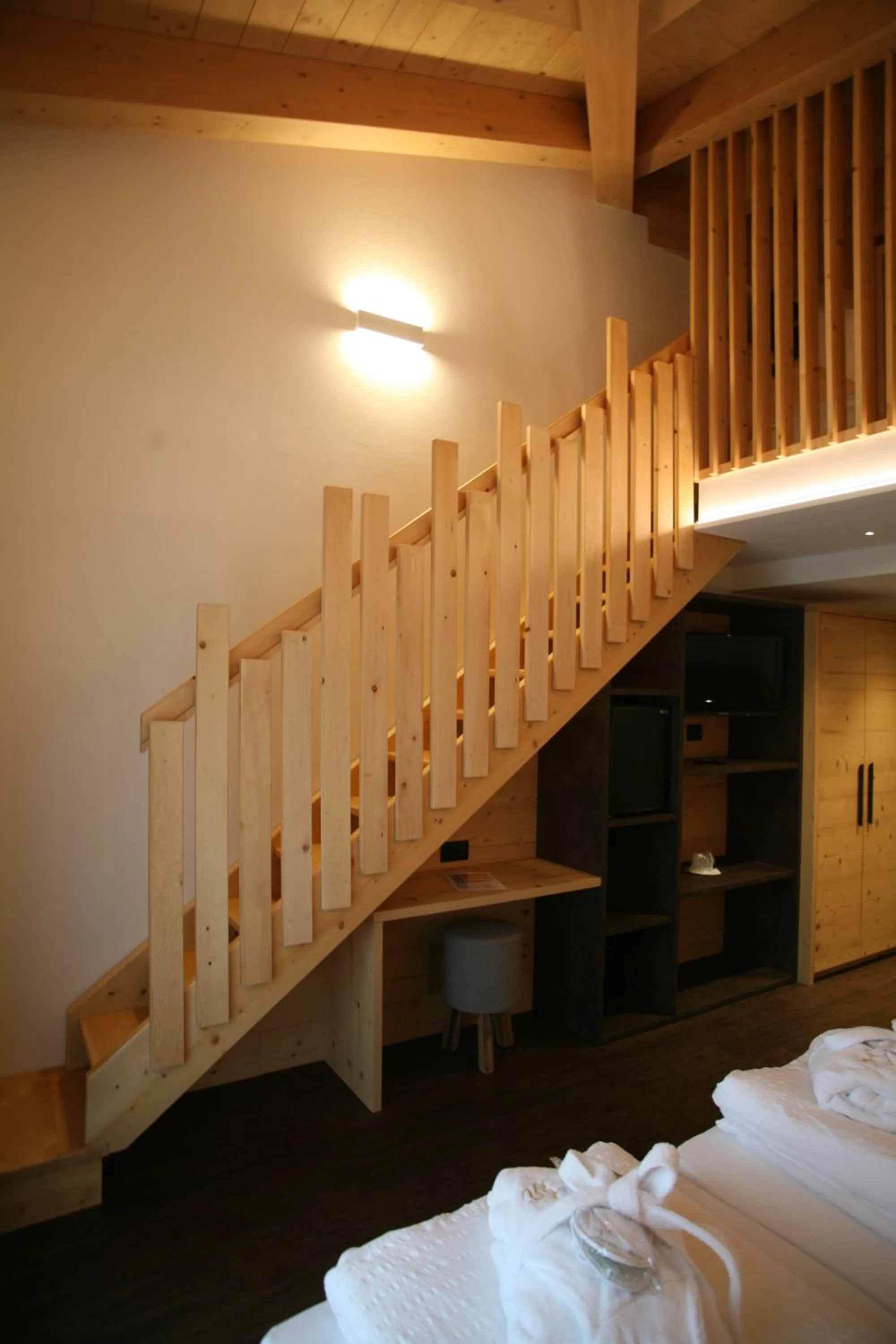 Bed in Alpen Hotel Vidi