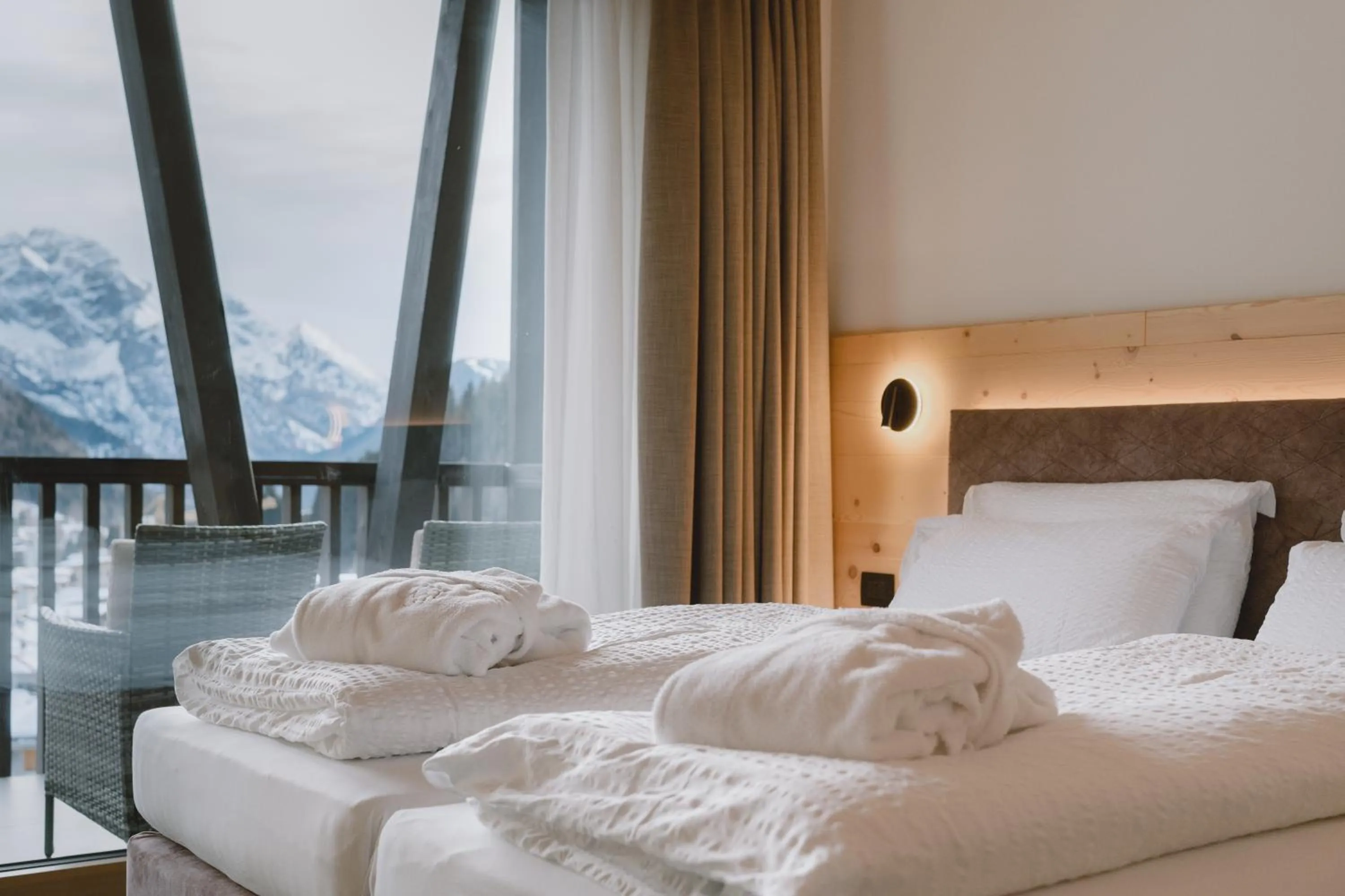 Bed in Alpen Hotel Vidi