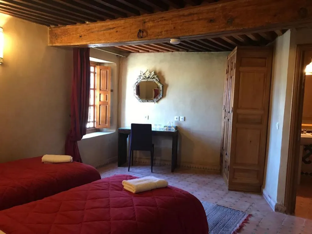 Staff, Bed in Riad jasmins & Spa