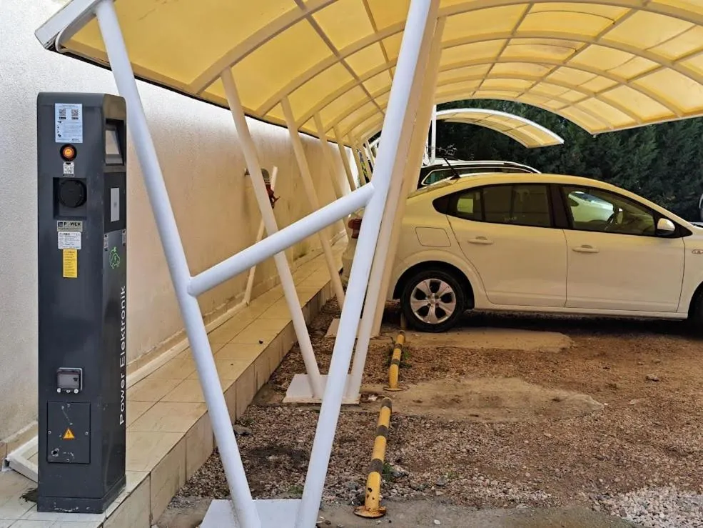 Parking in Hotel Edirne Palace