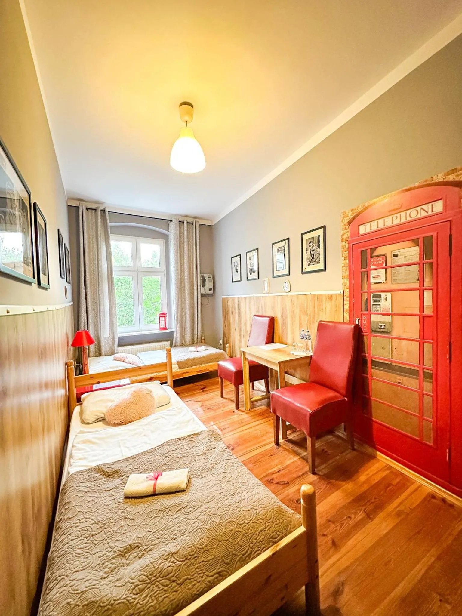 Twin Room with Private Bathroom - single occupancy in Explorer B&B Old Town Rooms & Apartment #don't be a tourist, be an Explorer!