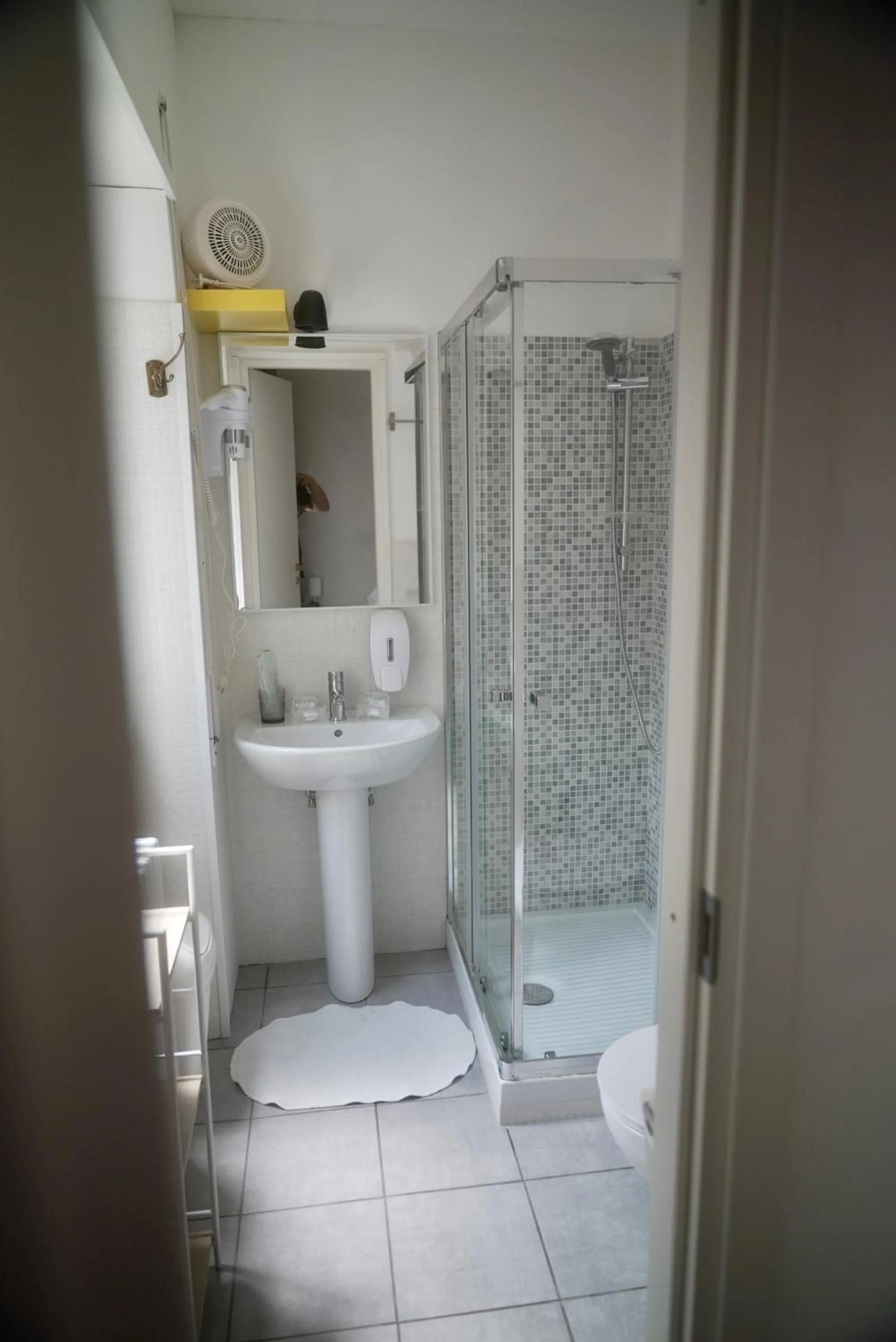 Shower in Casa Mia Guesthouse