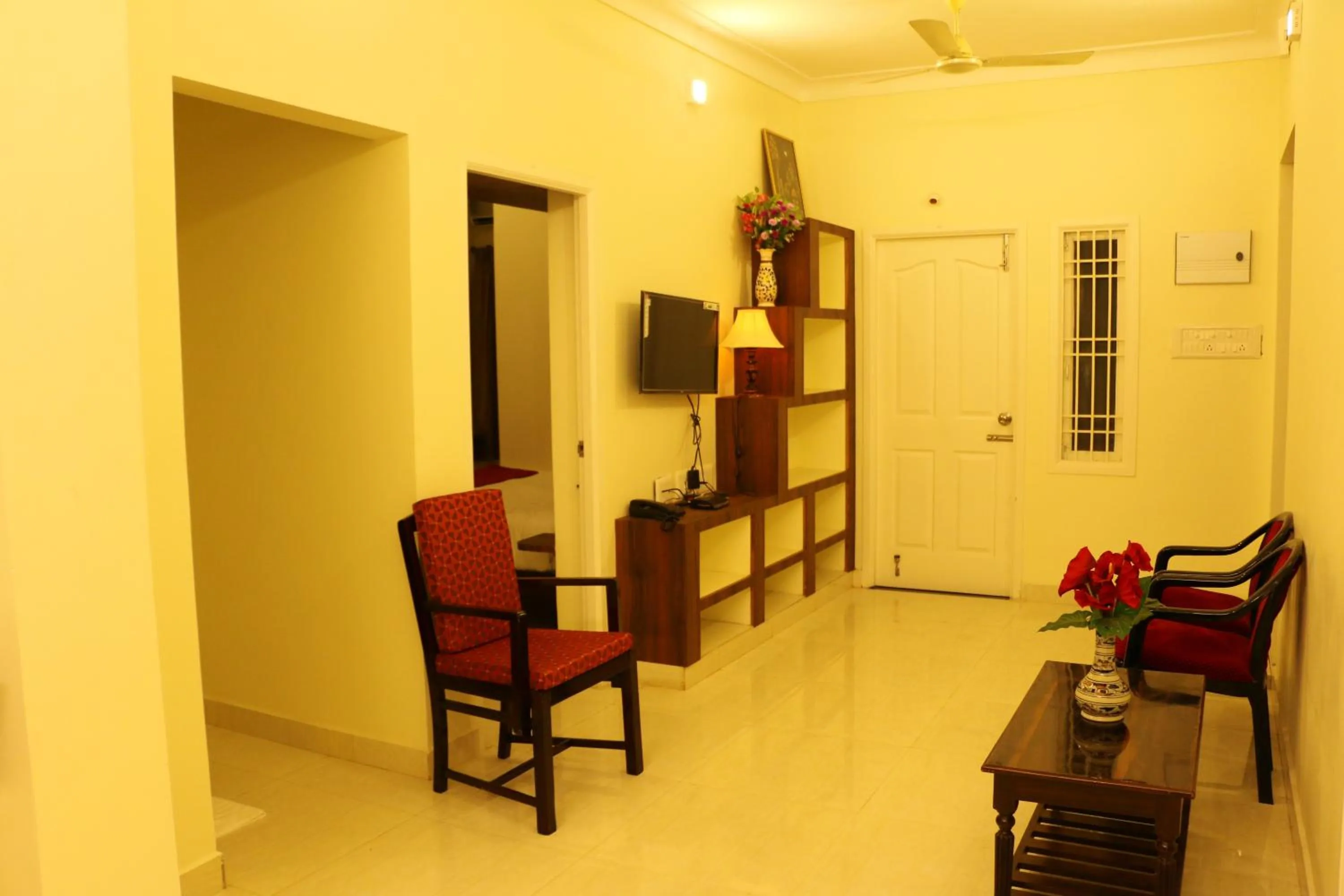 TV and multimedia in Bon Stay Inn